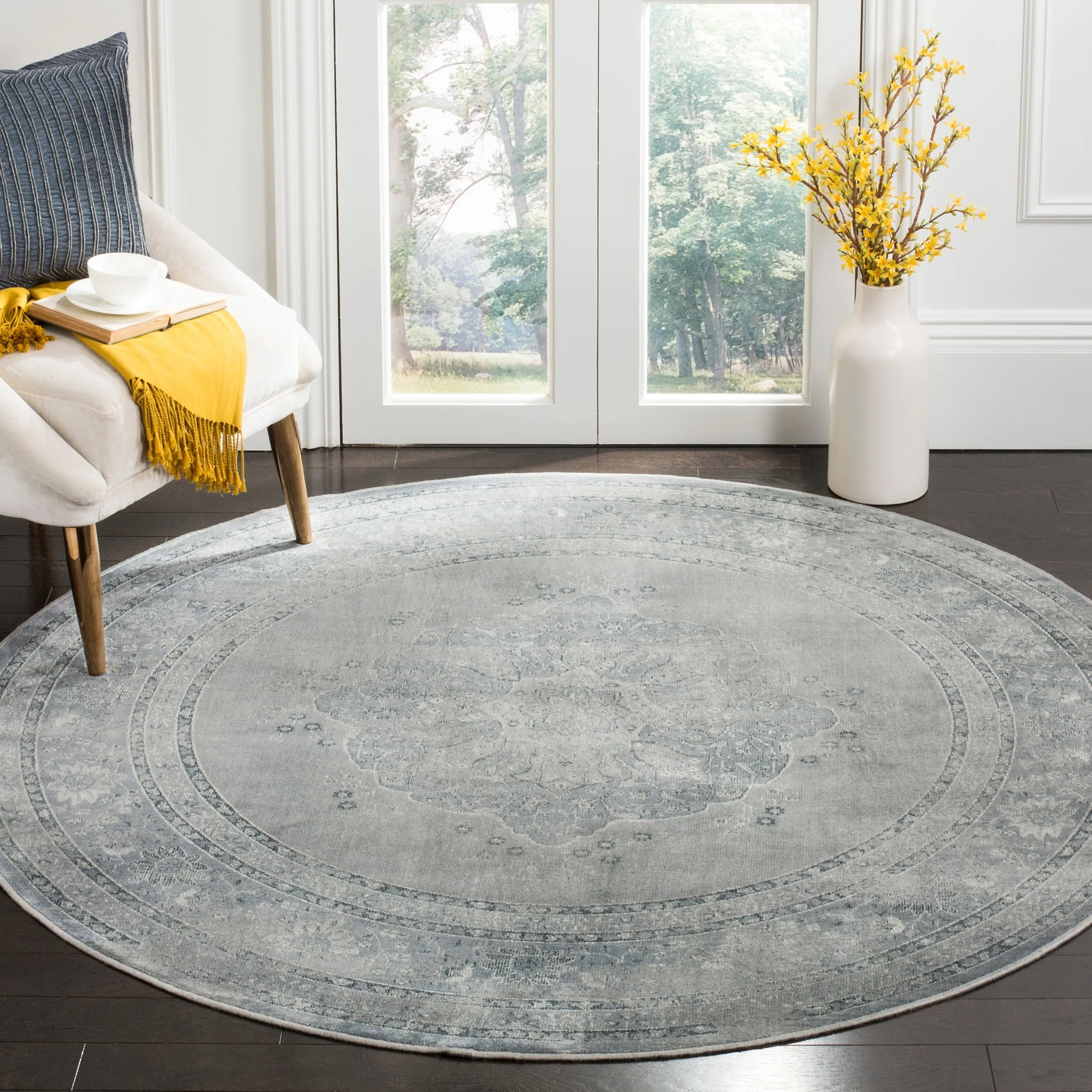 SAFAVIEH Vintage Priscilla Oriental Distressed Viscose Rug