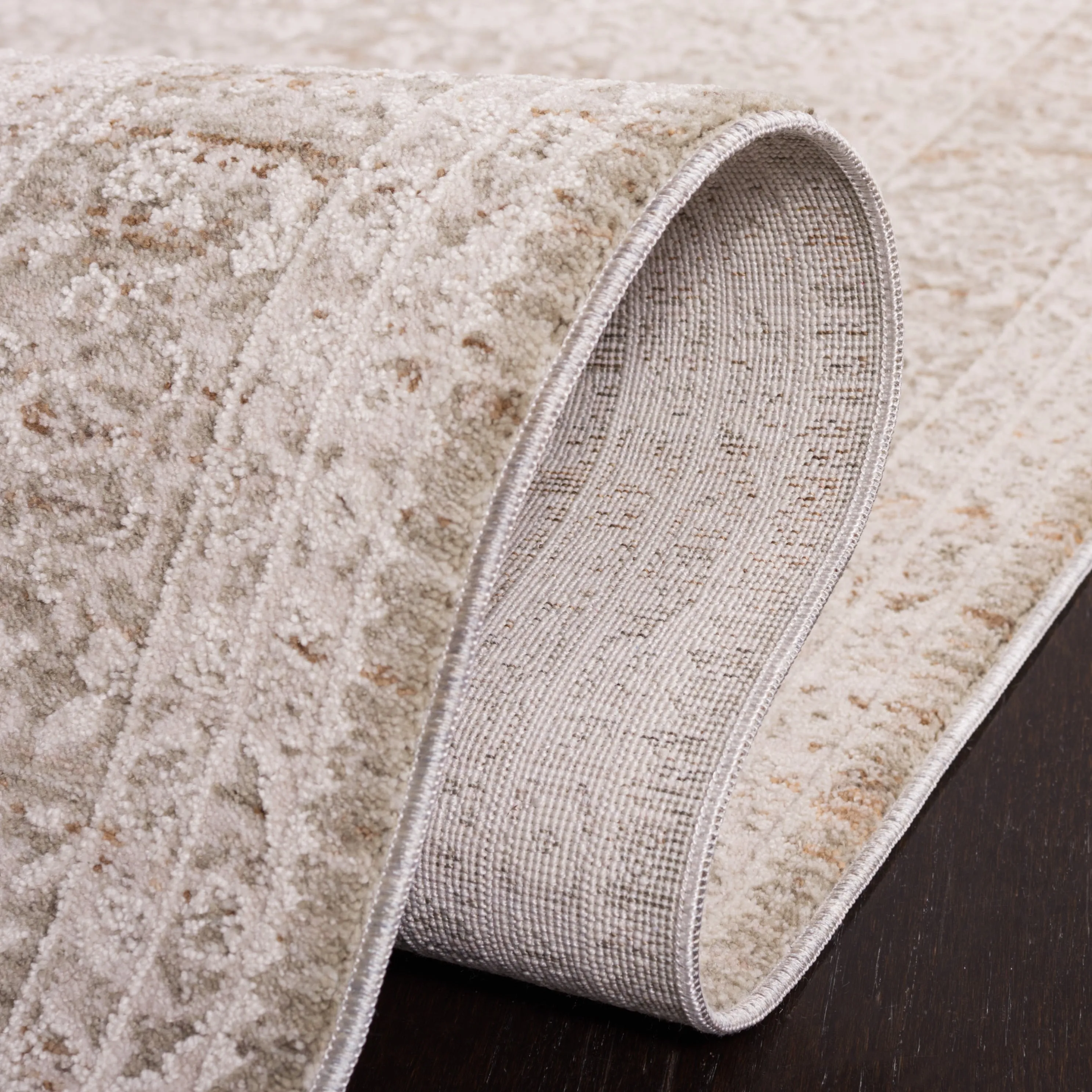SAFAVIEH Willow Slip Resistant Anne Vintage Oriental Rug