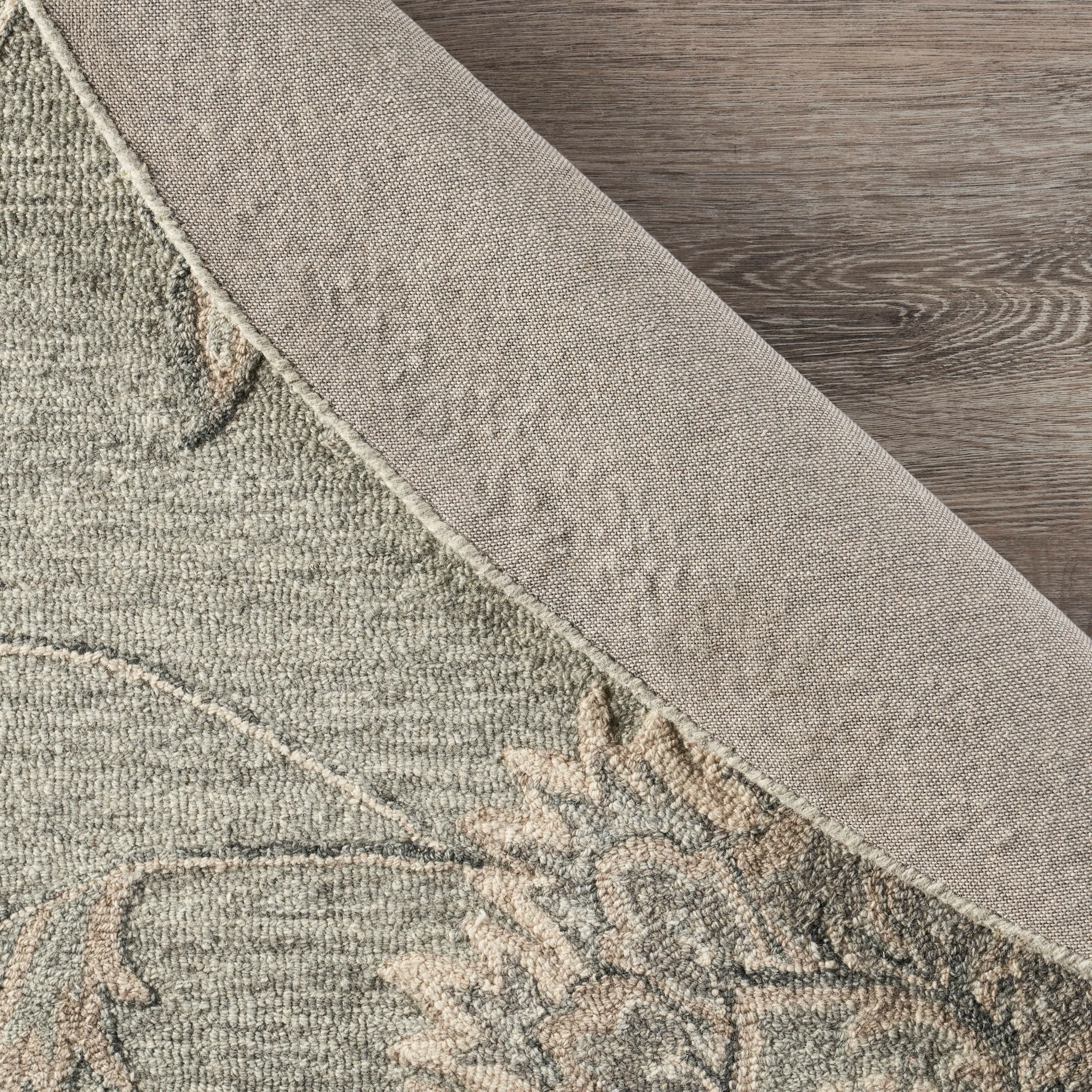 Sevita Traditional Botanical Area Rug