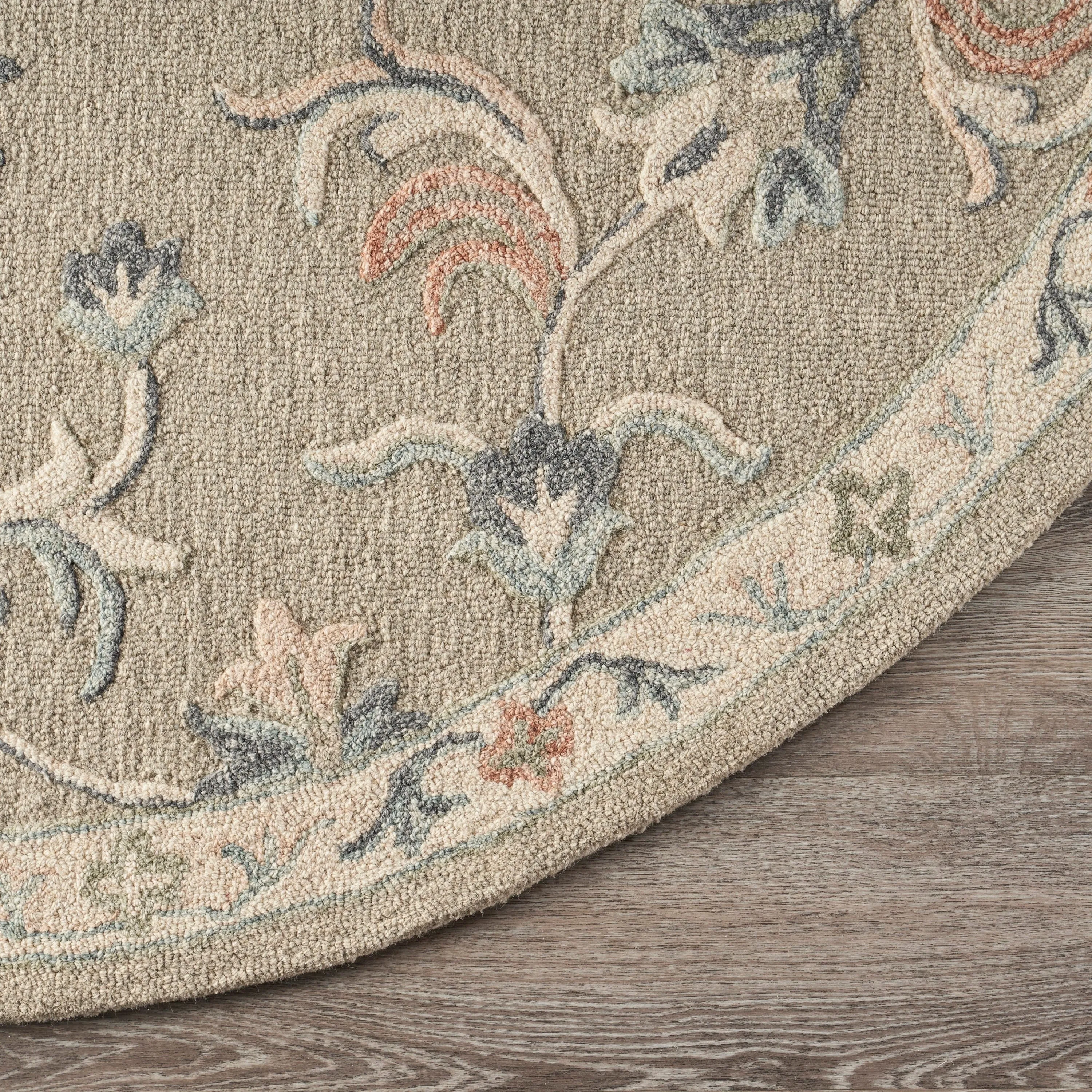 Sevita Traditional Floral Bloom Wool Area Rug