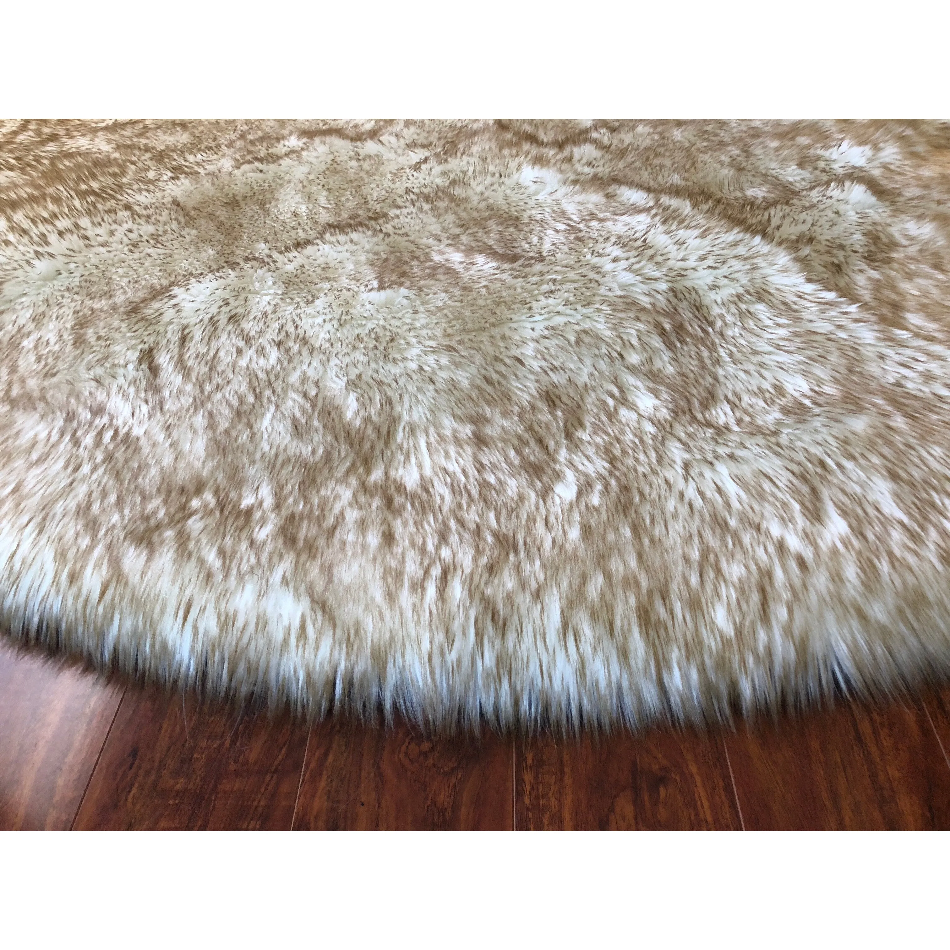 Silver Orchid Nansen Luxurious Faux Sheepskin Round Shag Area Rug