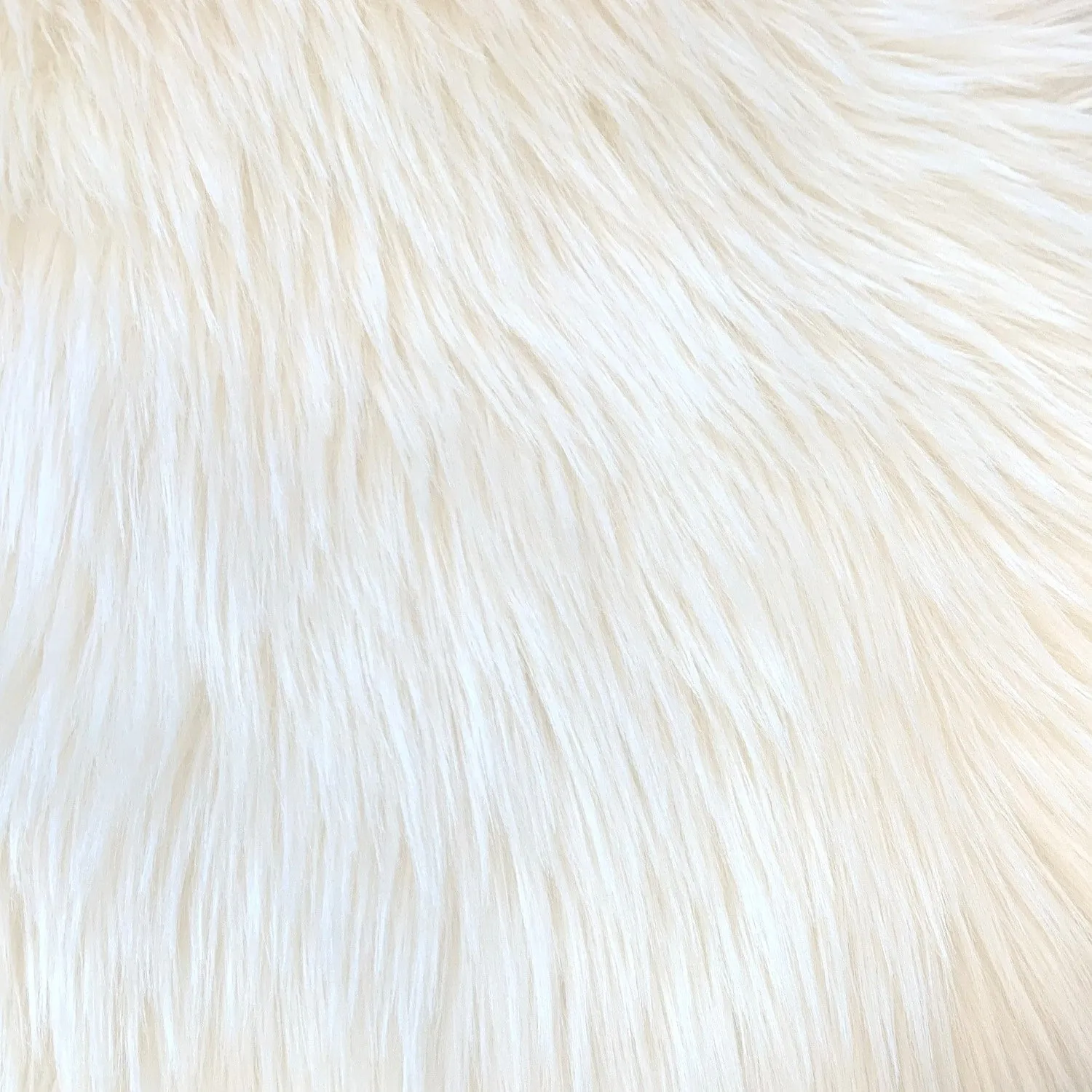 Silver Orchid Nansen Luxurious Faux Sheepskin Round Shag Area Rug