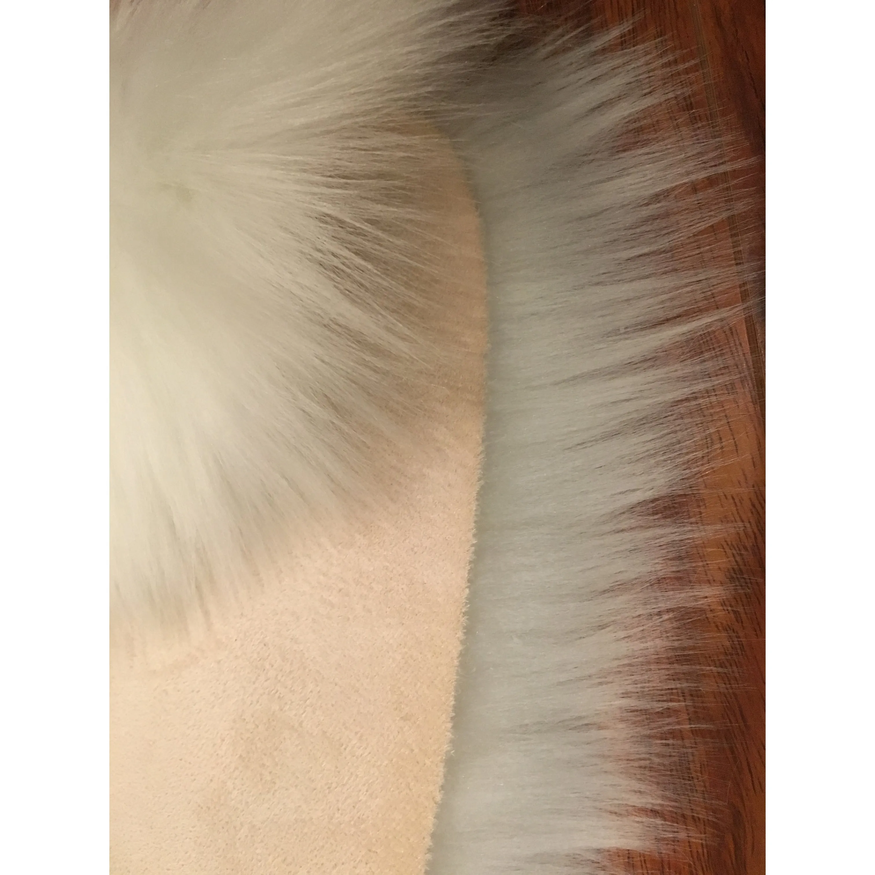 Silver Orchid Nansen Luxurious Faux Sheepskin Round Shag Area Rug