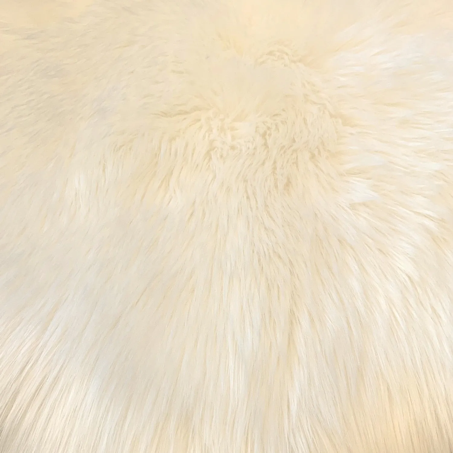 Silver Orchid Nansen Luxurious Faux Sheepskin Round Shag Area Rug
