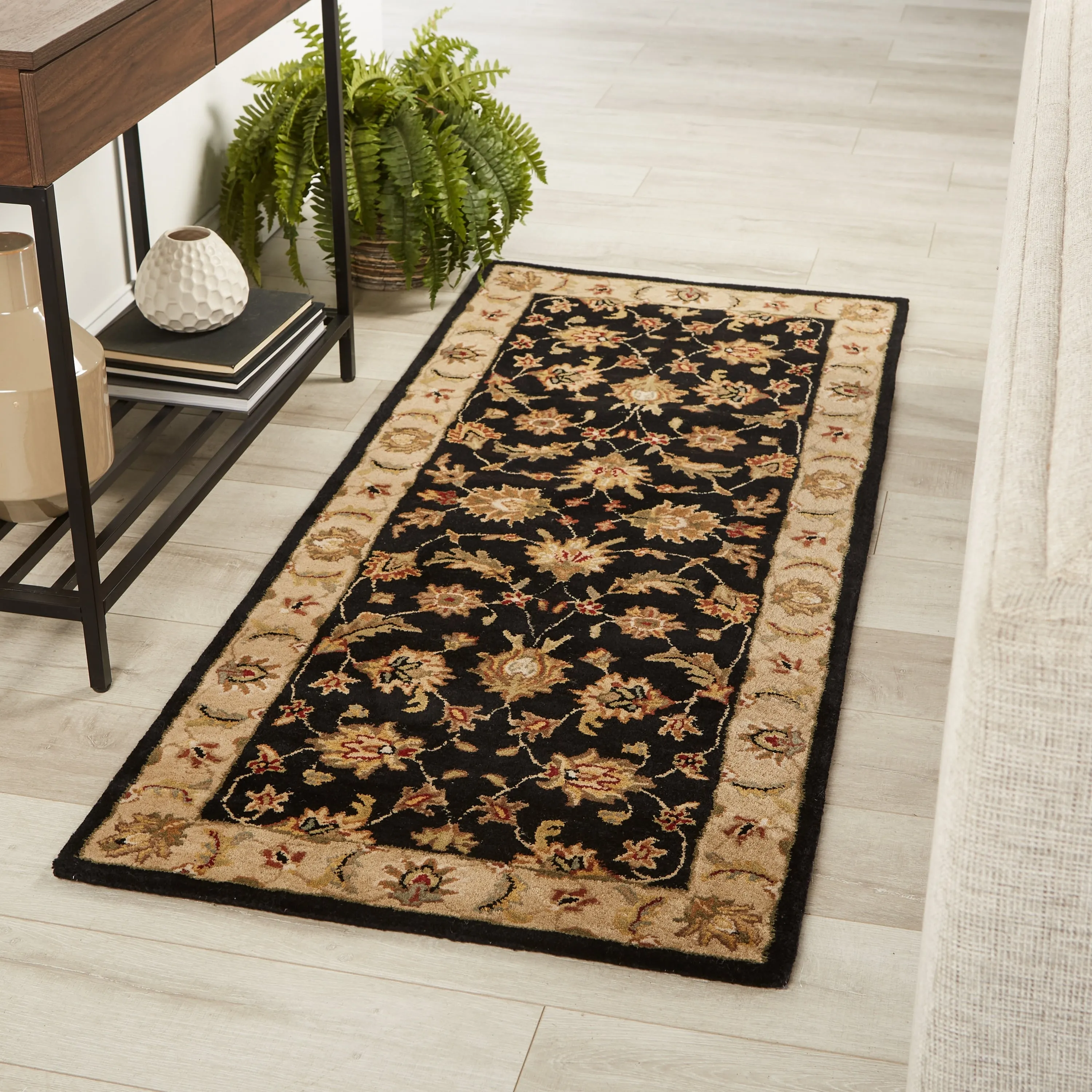 Skylar Handmade Floral Area Rug