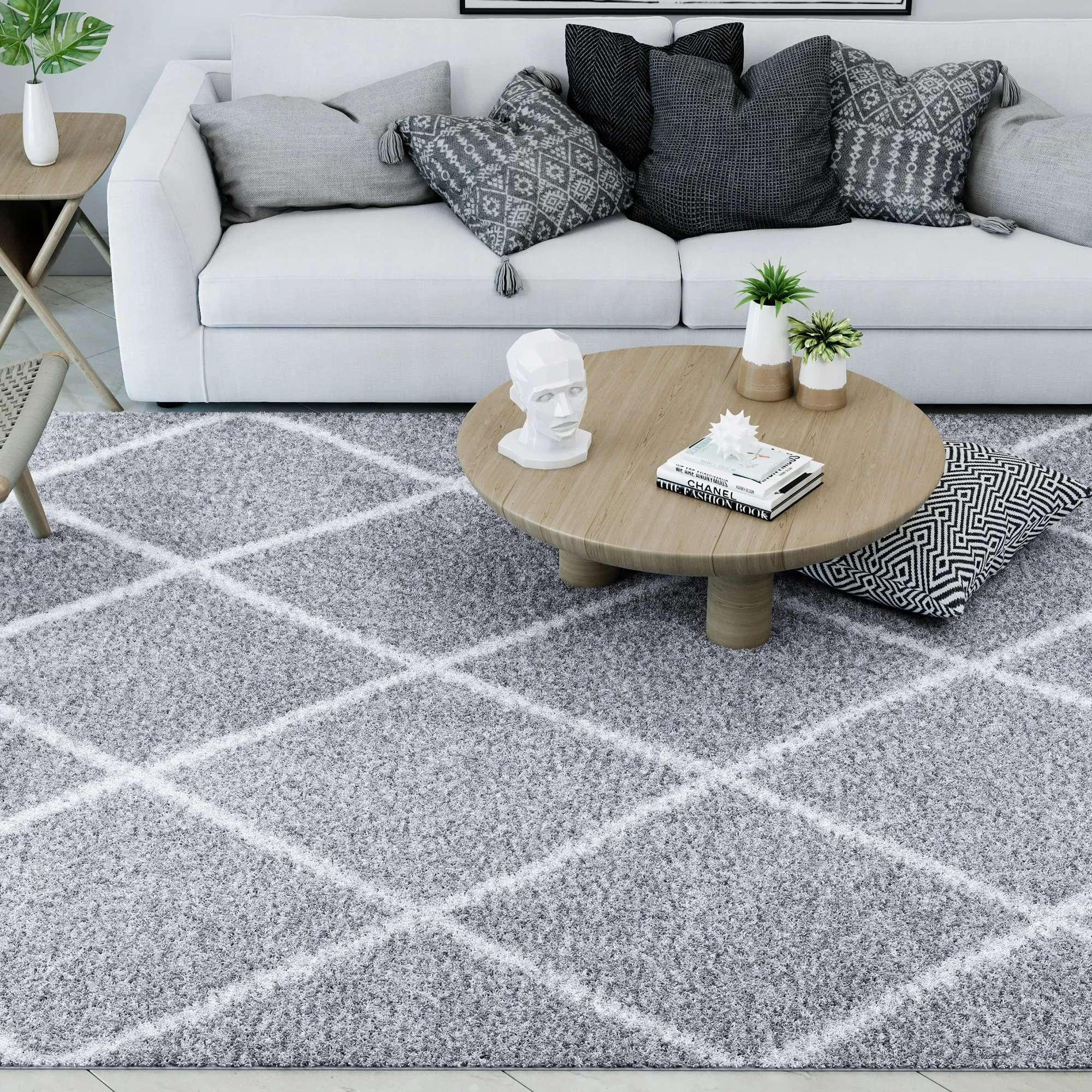 Sohni Shag Farmhouse Diamond Indoor Area Rug