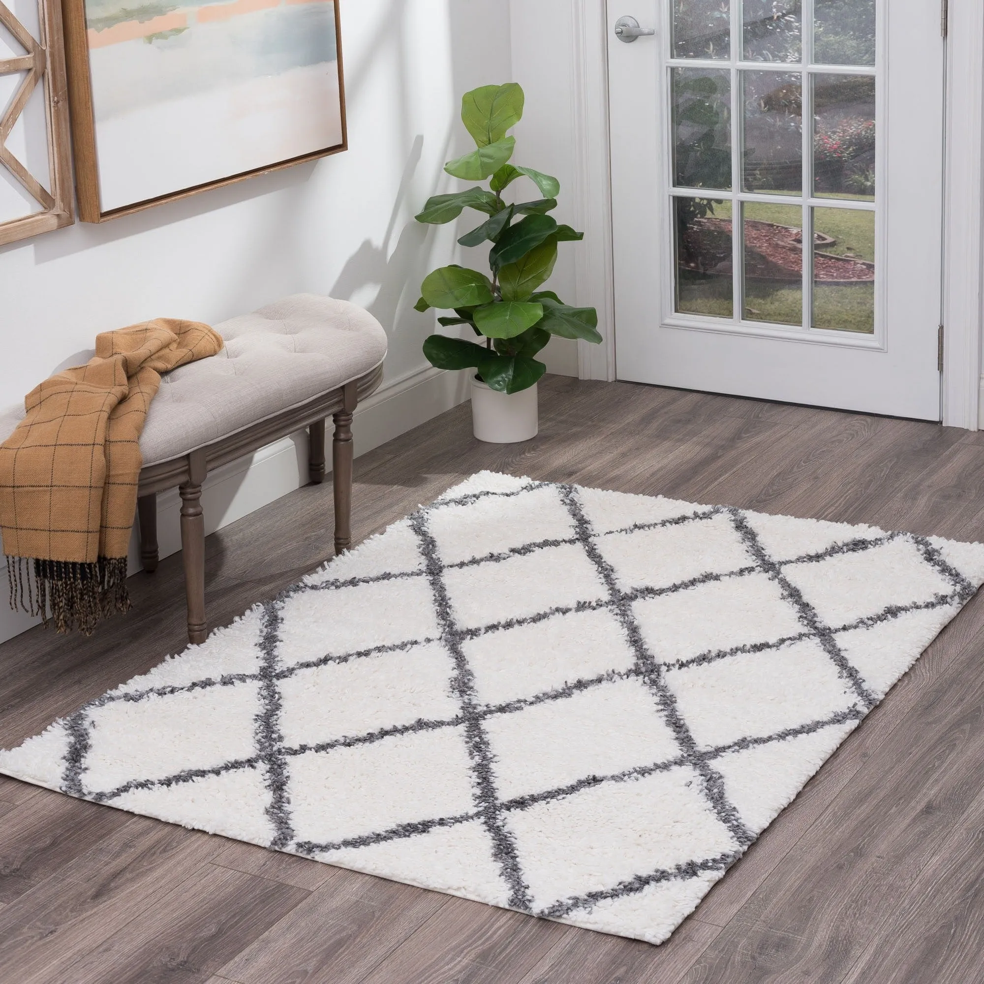 Sohni Shag Farmhouse Diamond Indoor Area Rug