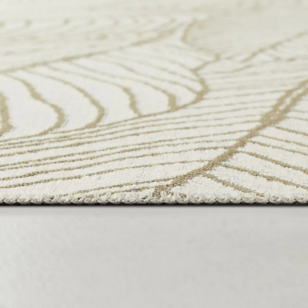 Sonia Tropical Leaf Indoor/Outdoor Area Rug