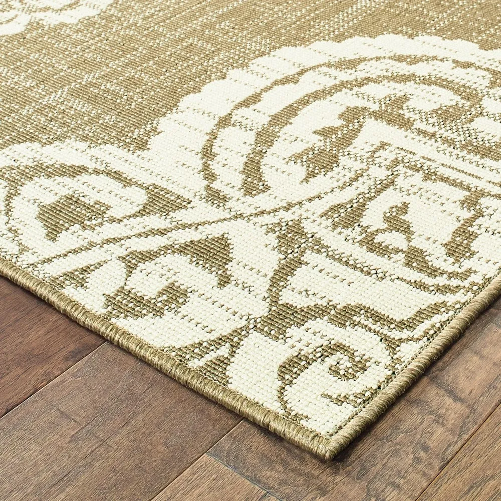 Style Haven Marianna Center Medallion Loop Pile Indoor Outdoor Rug