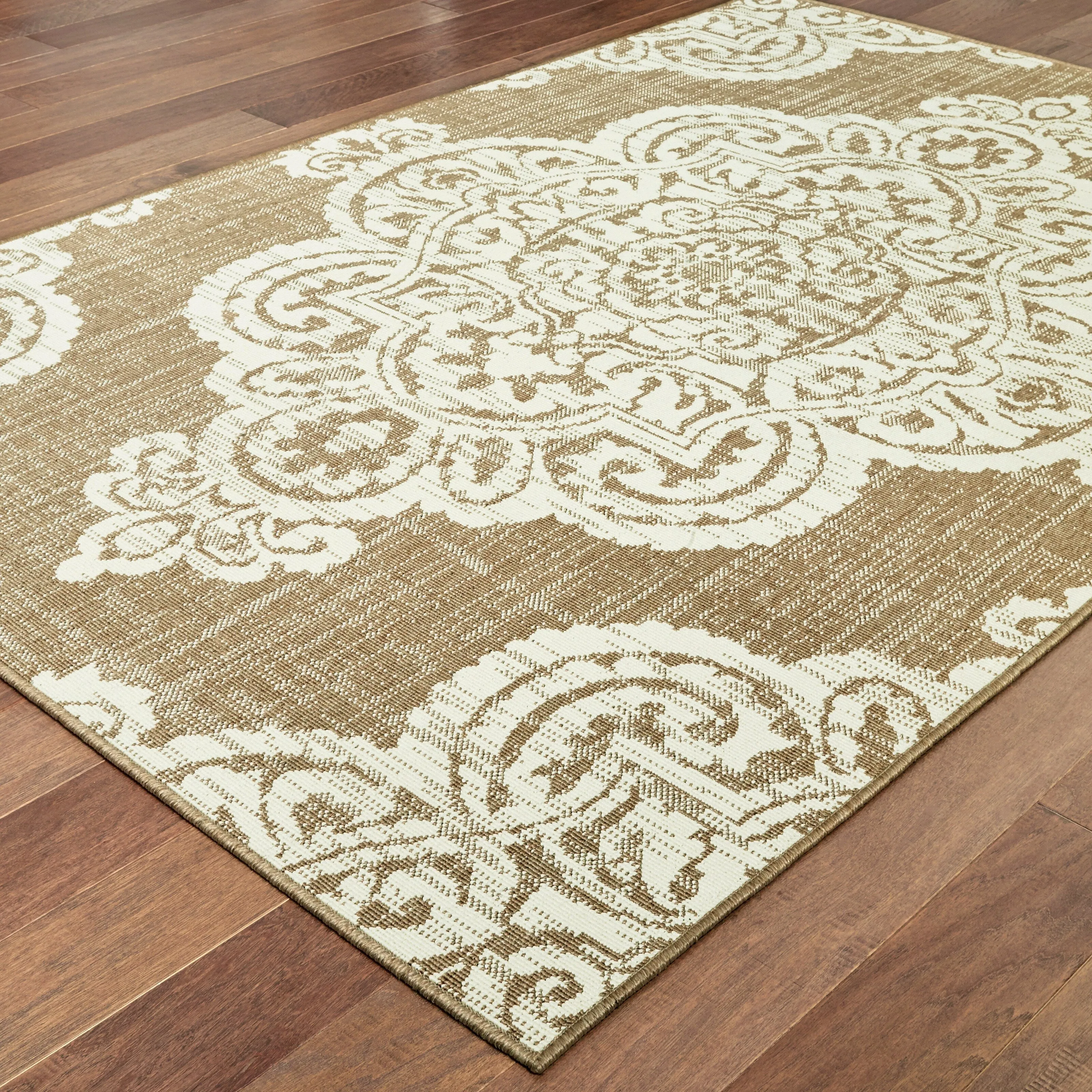 Style Haven Marianna Center Medallion Loop Pile Indoor Outdoor Rug