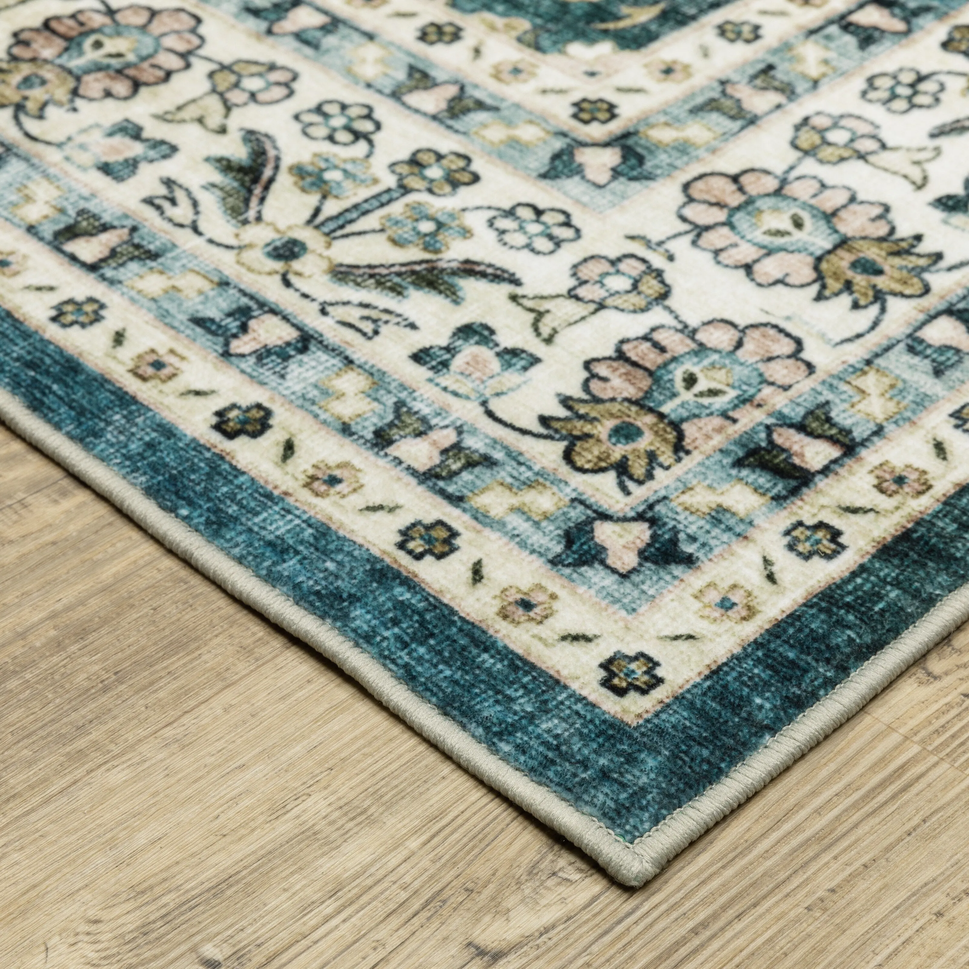 Style Haven Sunderland Bordered Traditional Machine Washable Area Rug Mat