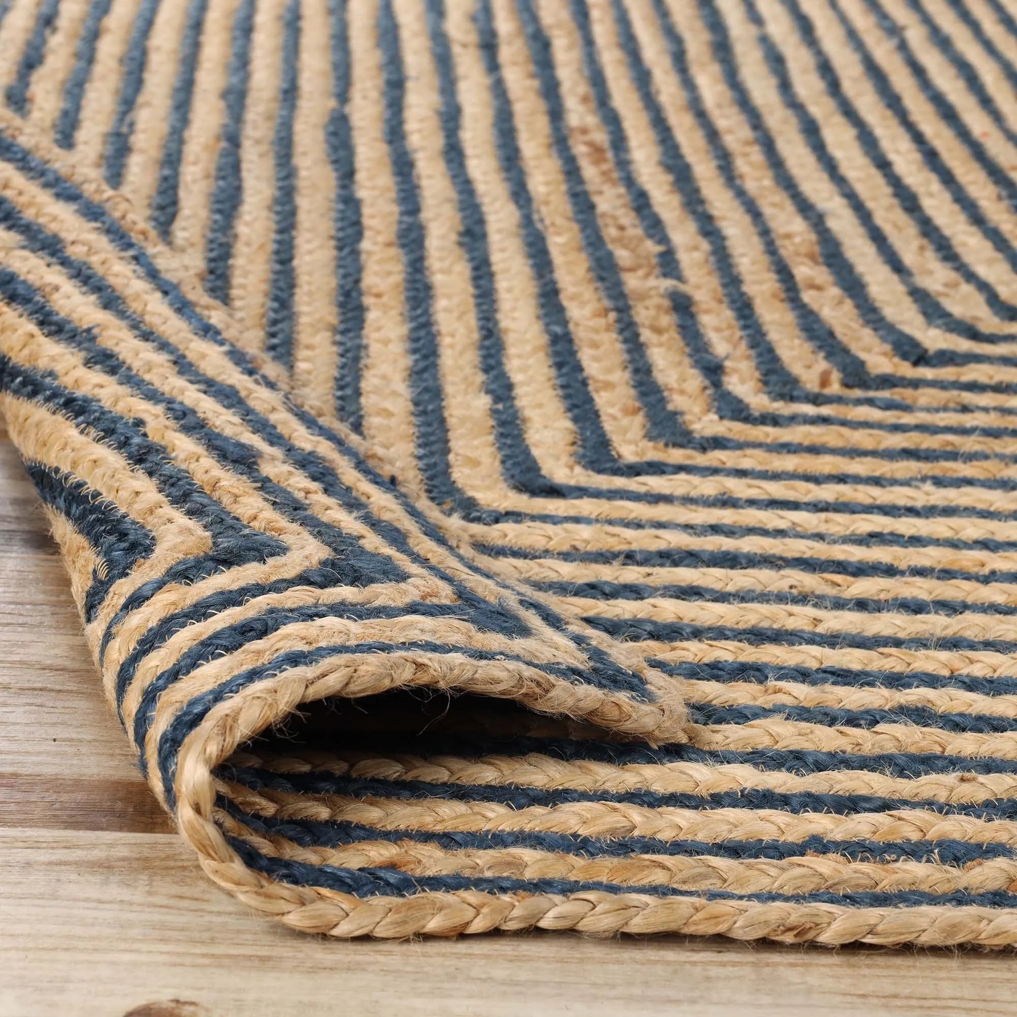 Superior Braided Jute Reversible Indoor Outdoor Area Rug