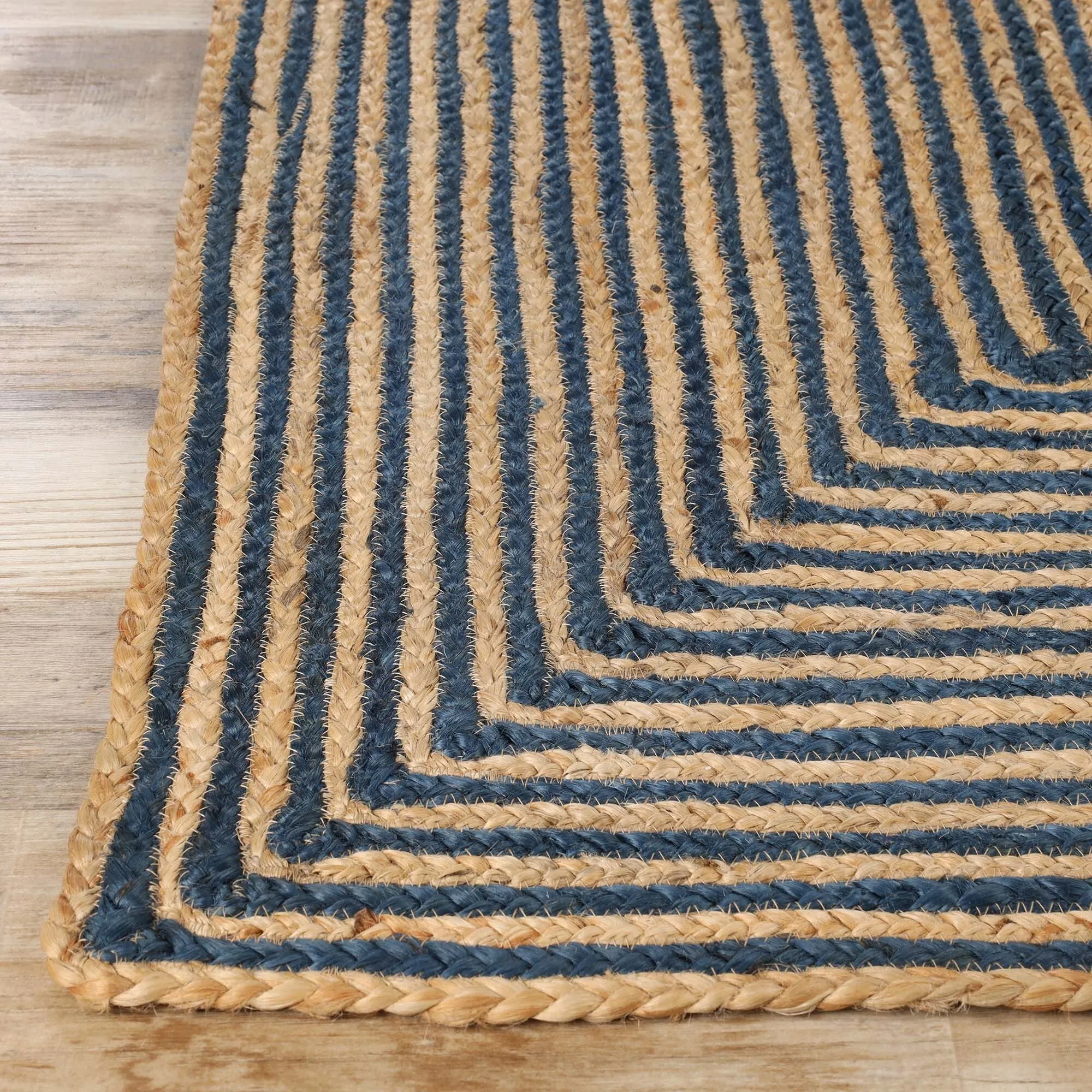 Superior Braided Jute Reversible Indoor Outdoor Area Rug