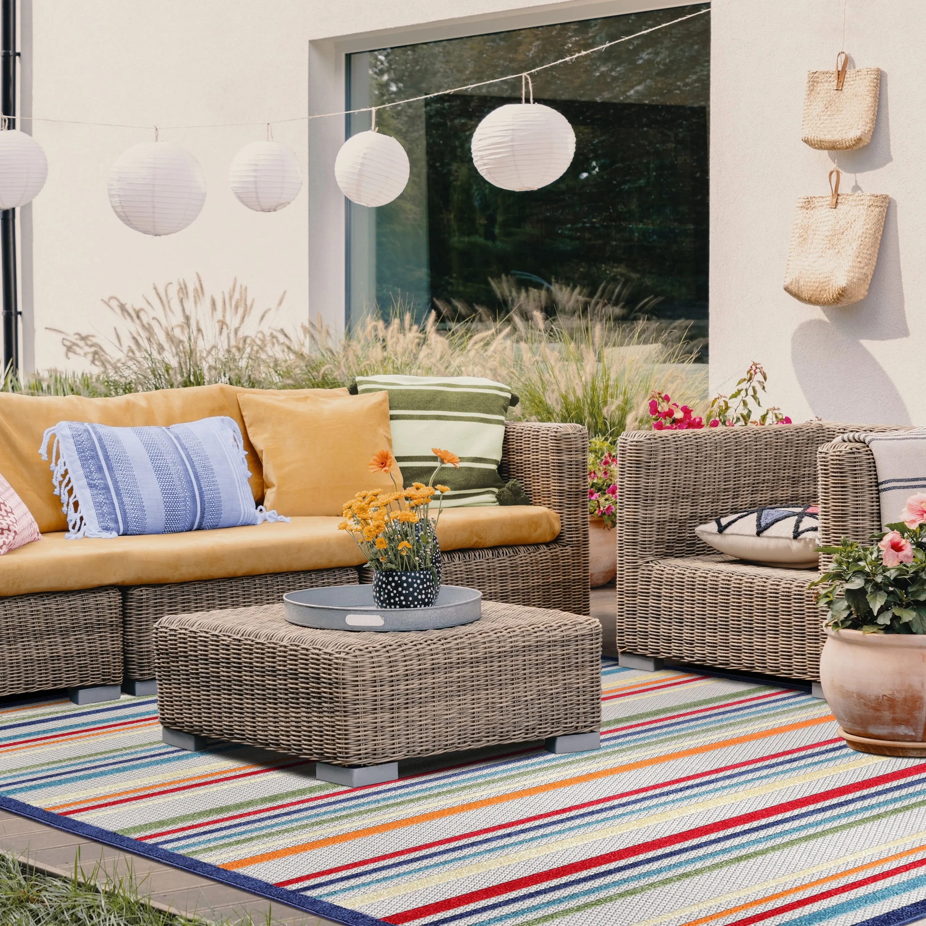 Superior Coastal Stripe Geometric Modern Indoor Outdoor Area Rug