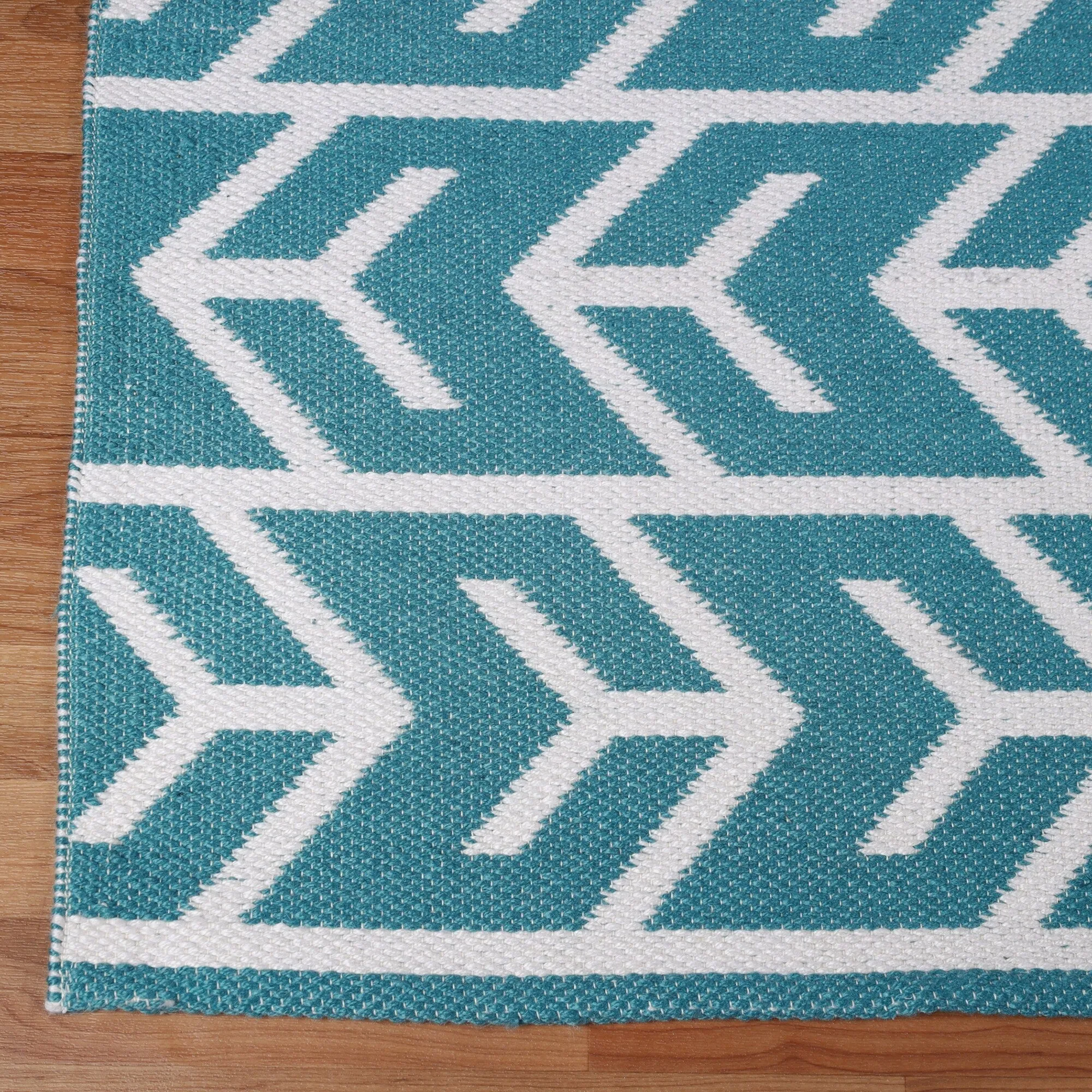 Superior Contemporary Arrow Indoor Outdoor Area Rug