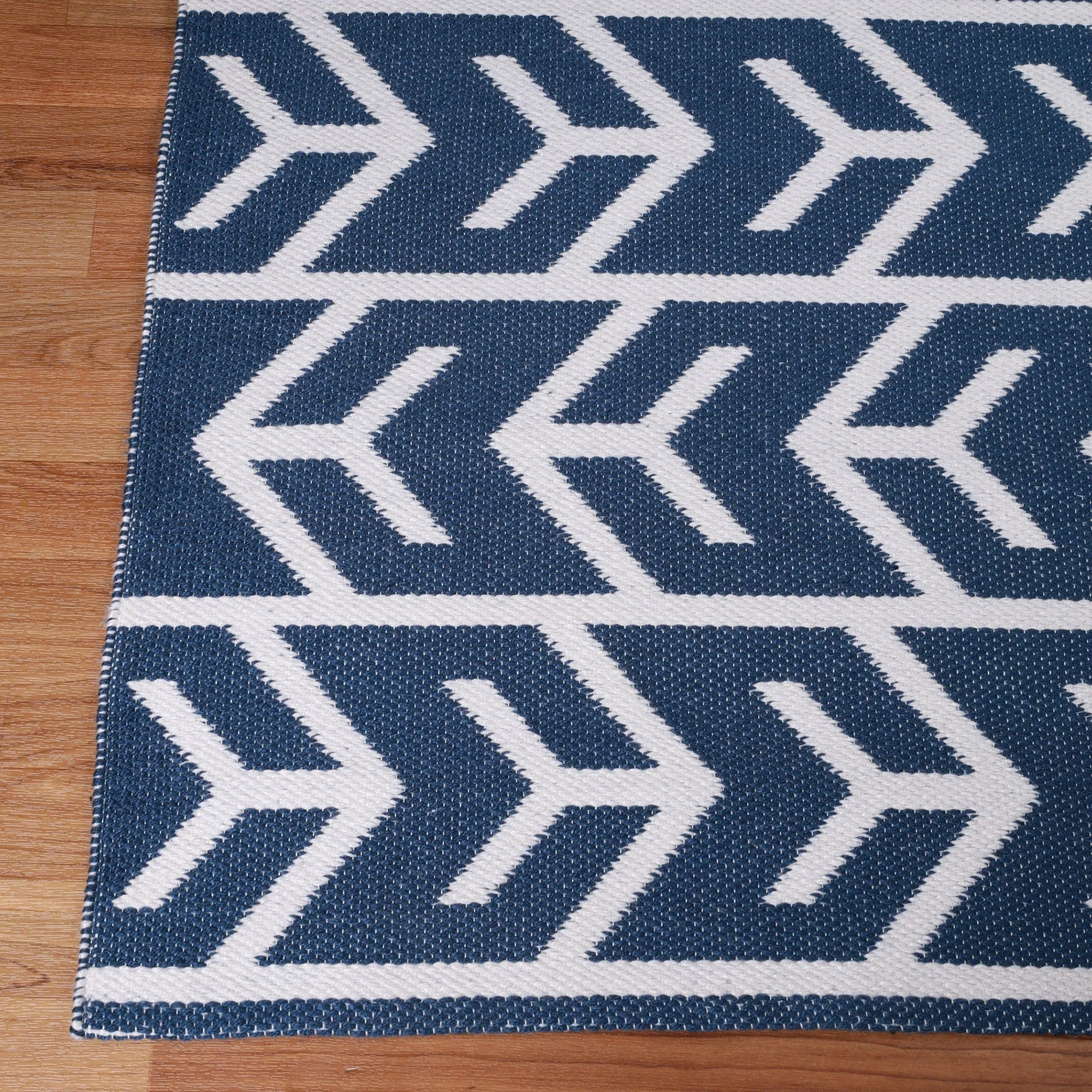 Superior Contemporary Arrow Indoor Outdoor Area Rug