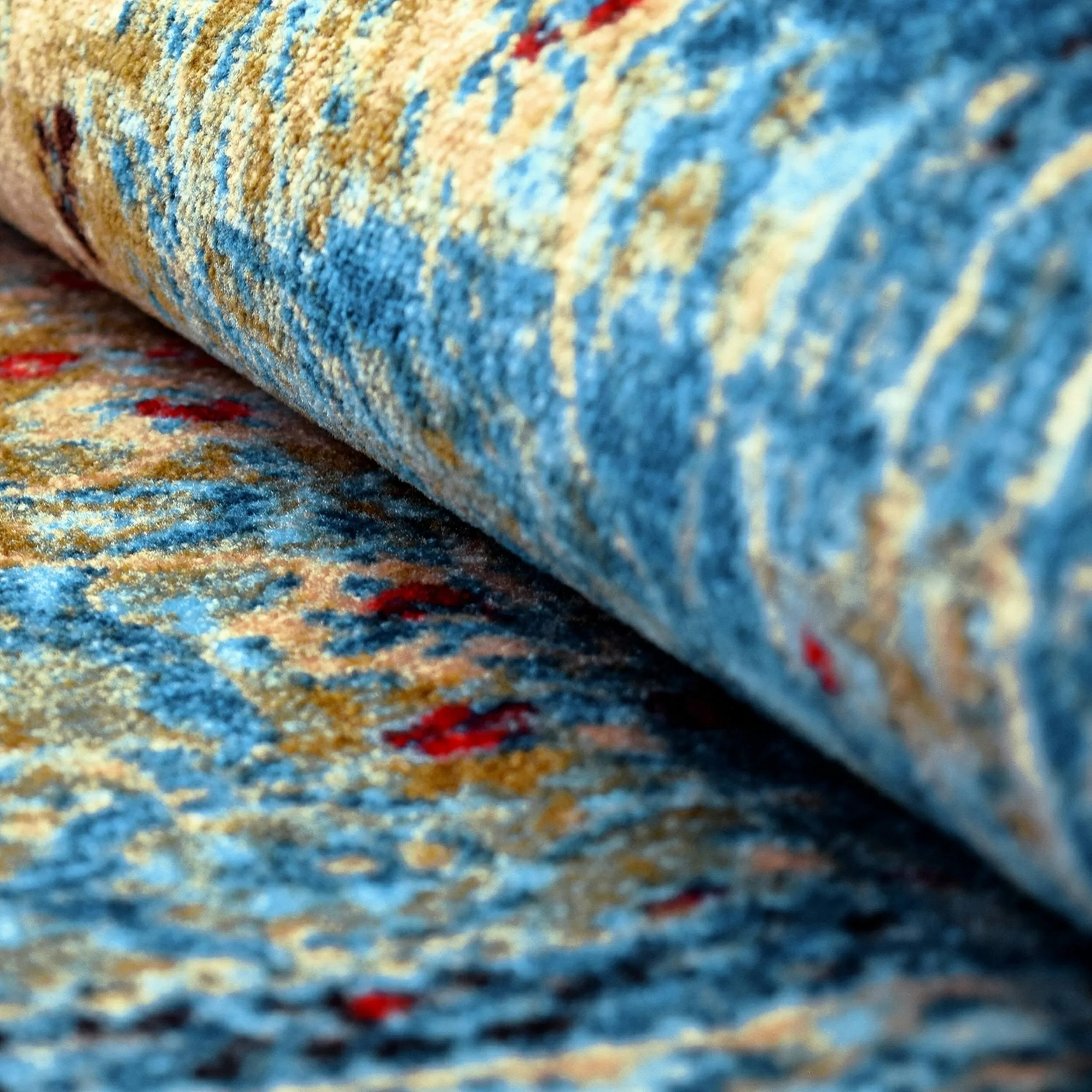 Superior Daelyn Printed Non-Slip Indoor Area Rug