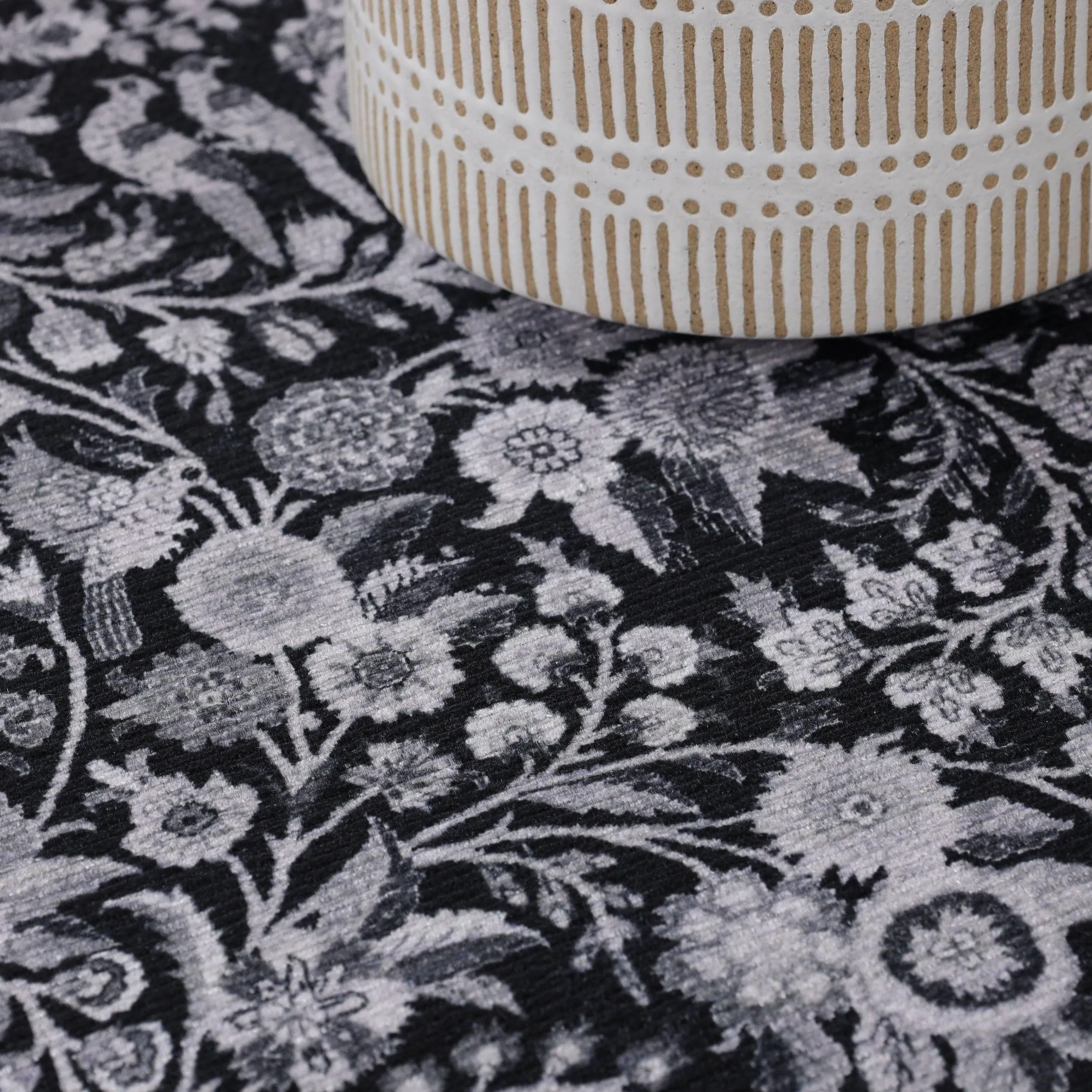 Superior Fiorella Modern Farmhouse Floral Medallion Indoor Area Rug