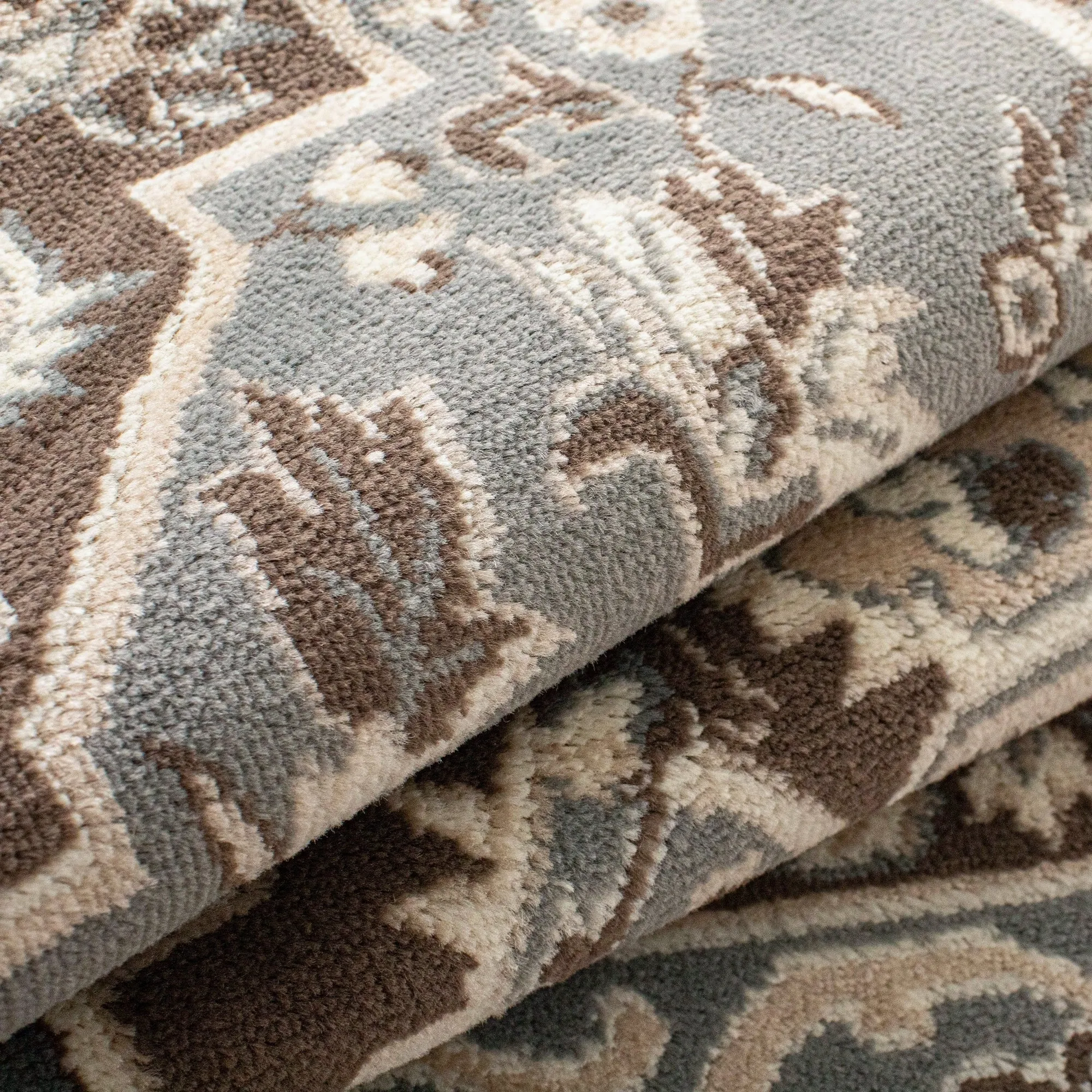 Superior Glendale Floral Medallion Indoor Area Rug