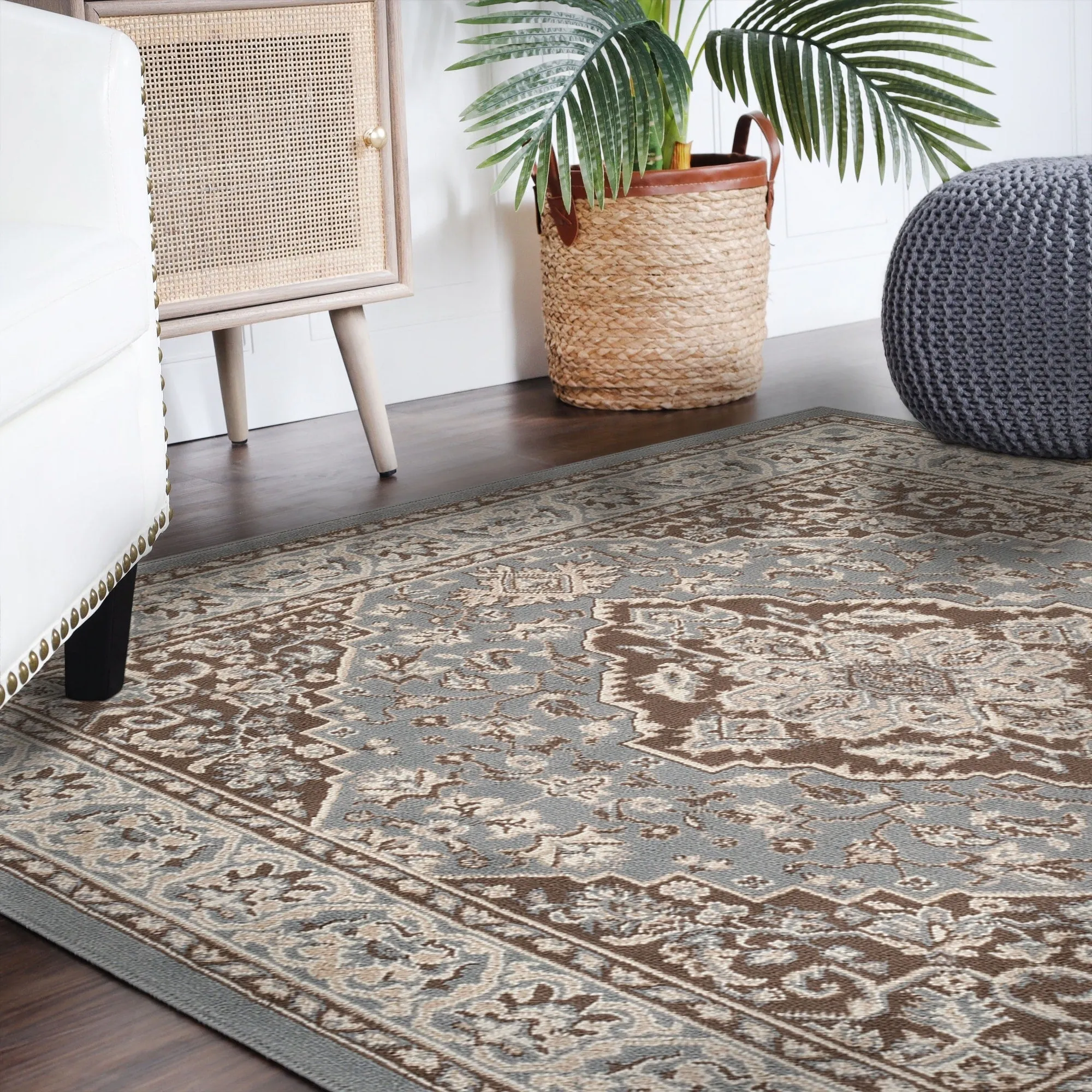 Superior Glendale Floral Medallion Indoor Area Rug