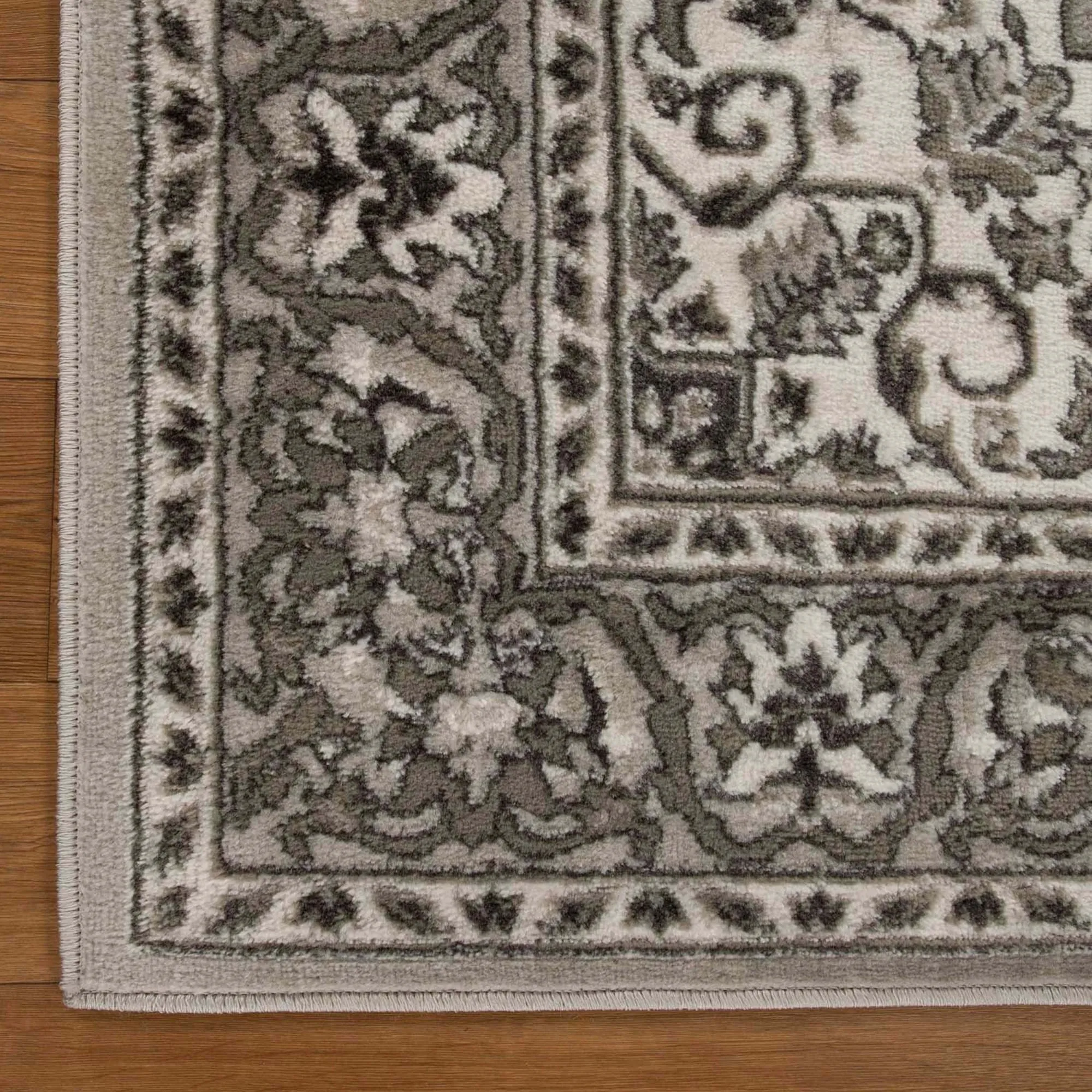 Superior Glendale Floral Medallion Indoor Area Rug