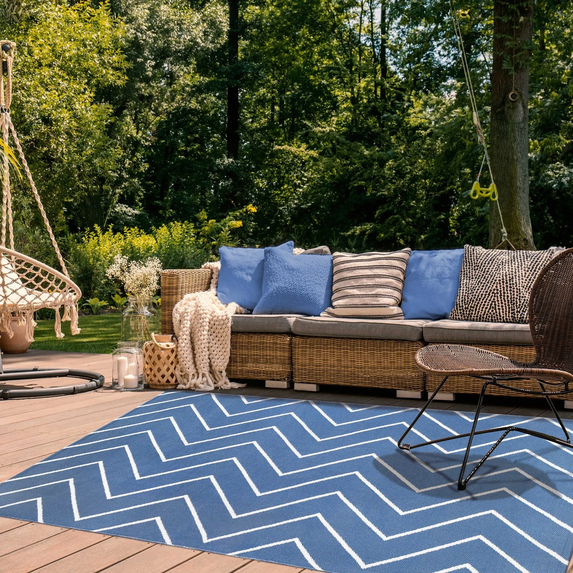 Superior Modern Chevron Zig-Zag Indoor Outdoor Area Rug