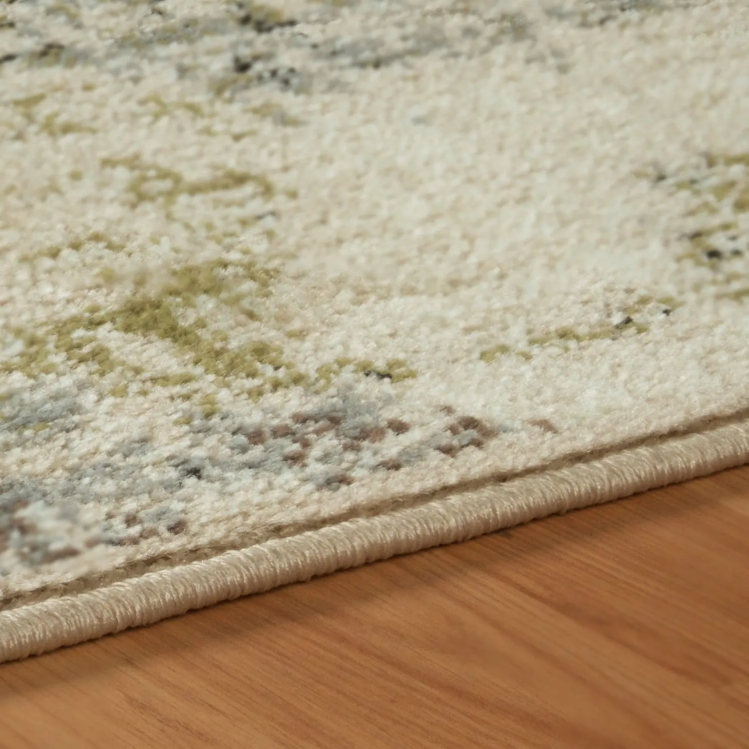 Superior Modern Distressed Diamonds Polypropylene Indoor Area Rug