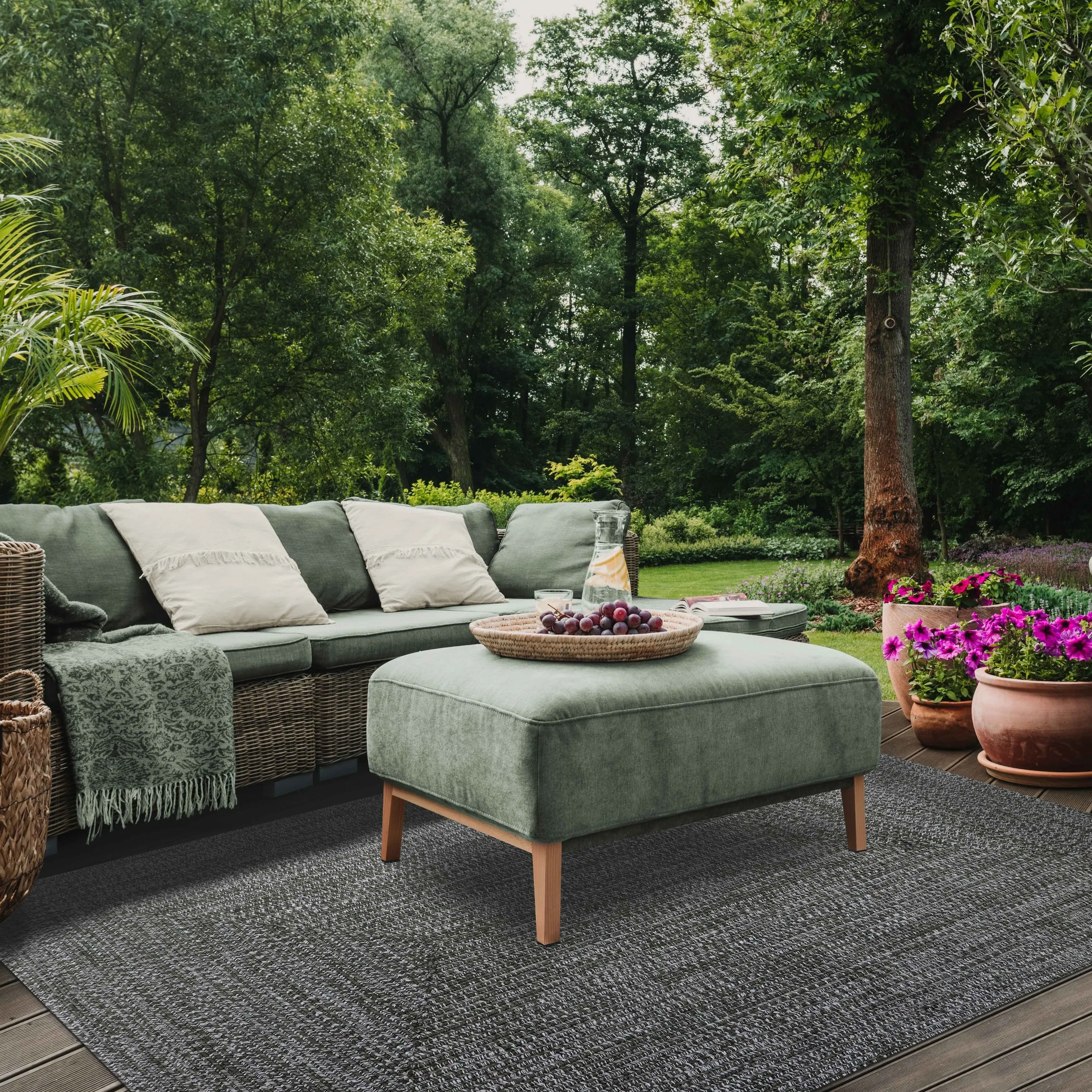 Superior Modern Rustic Bohemian Reversible Multi-Tone Braided Indoor Outdoor Area Rug