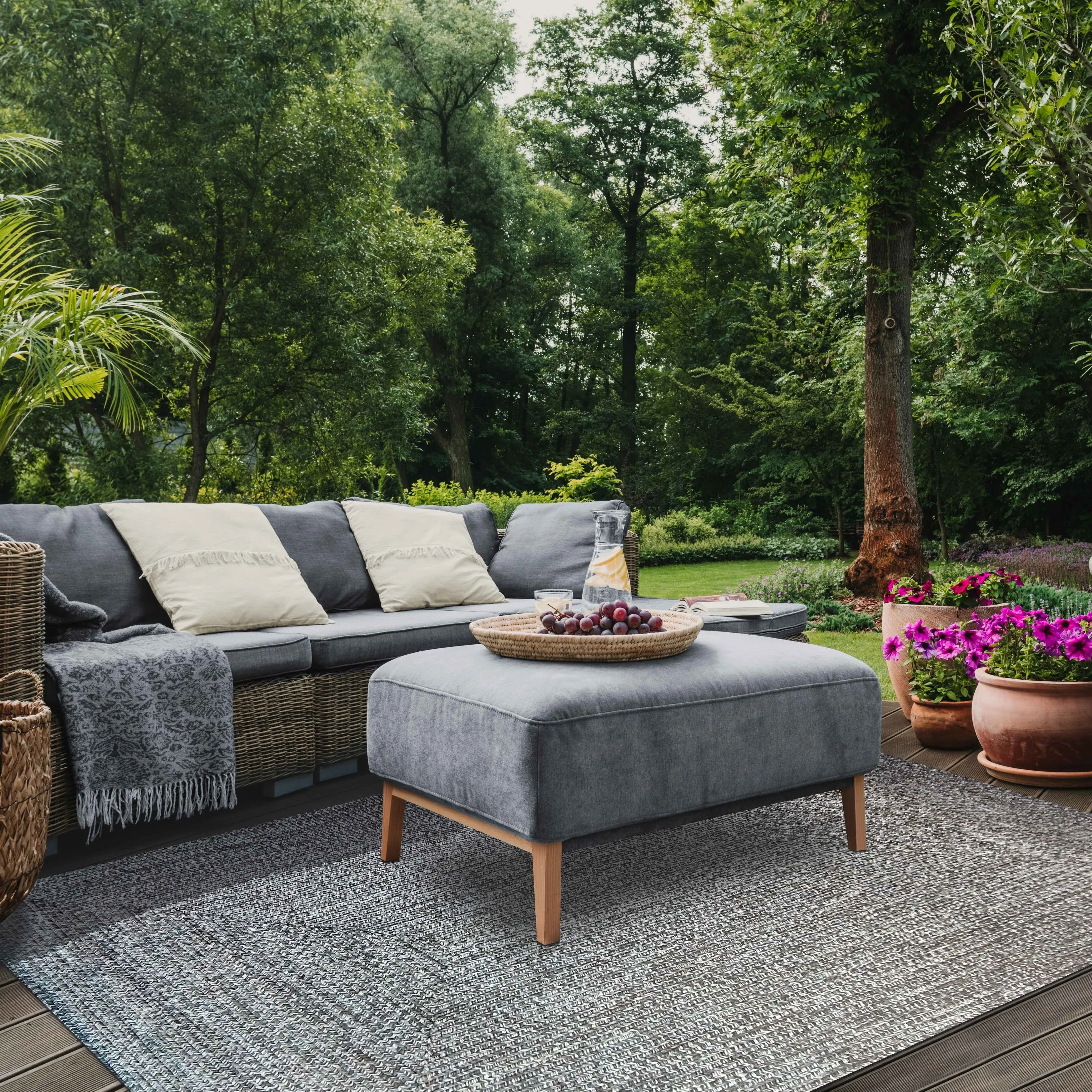 Superior Modern Rustic Bohemian Reversible Multi-Tone Braided Indoor Outdoor Area Rug