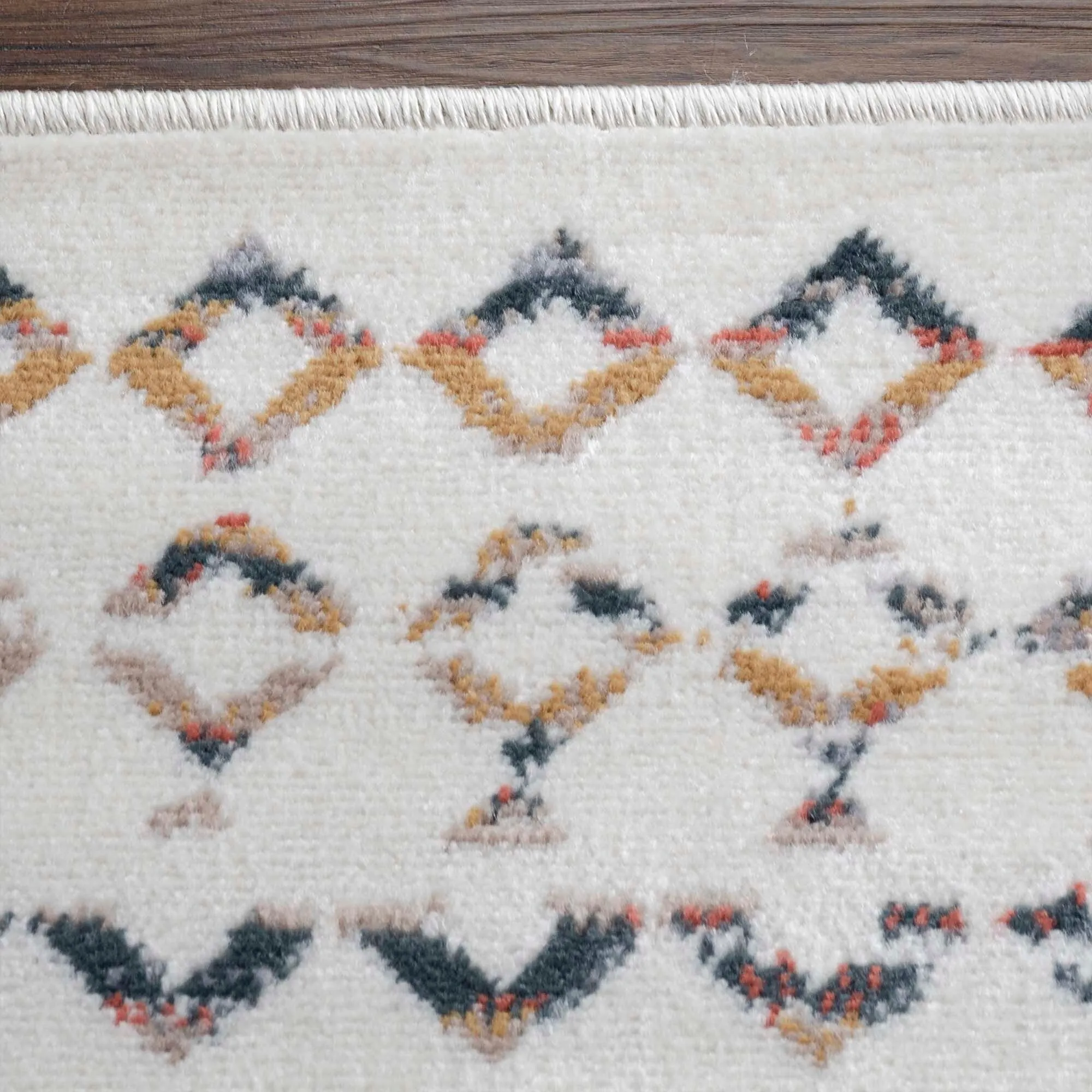 Superior Numair Abstract Geometric Diamonds Indoor Runner or Area Rug