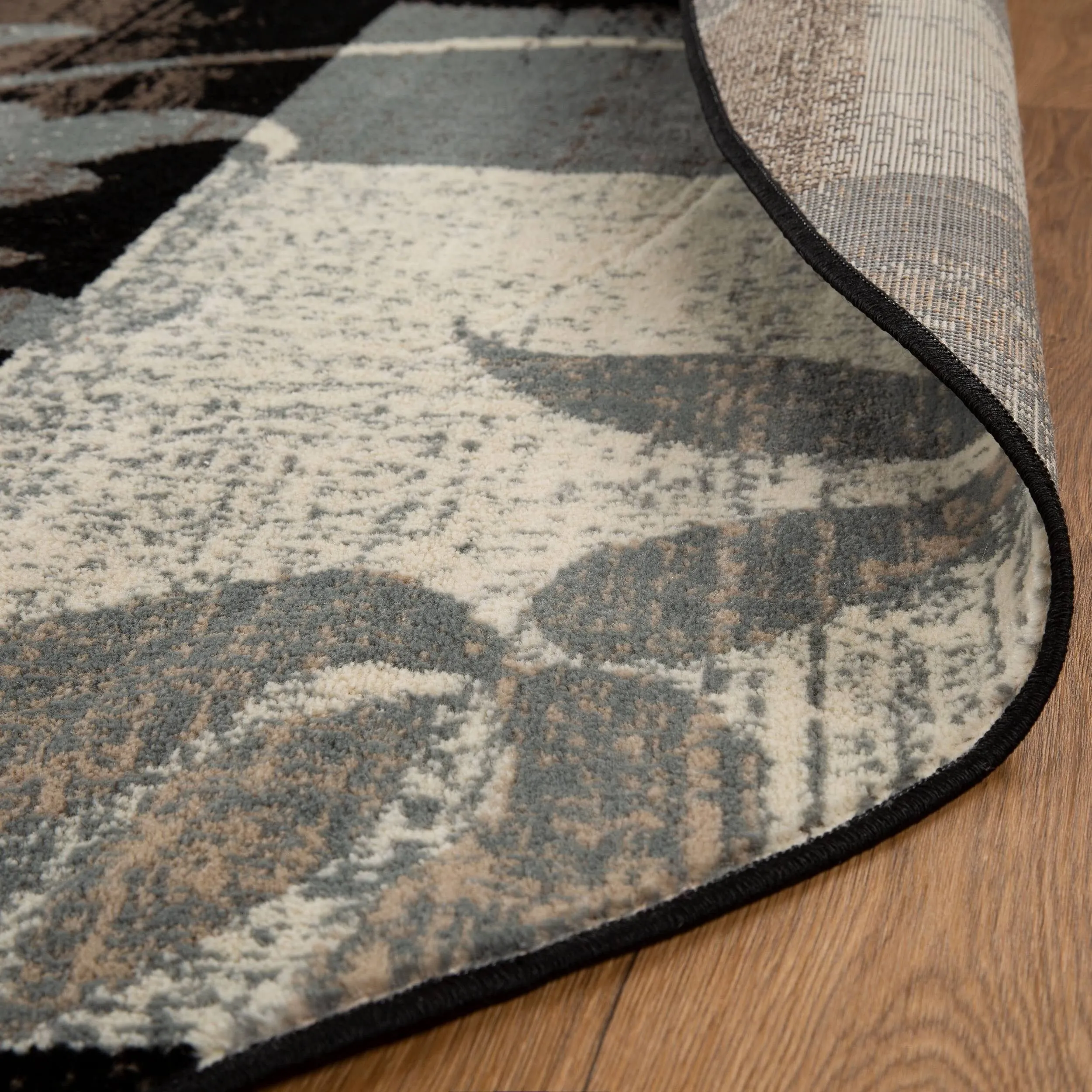 Superior Pastiche Contemporary Floral Patchwork Indoor Runner or Area Rug
