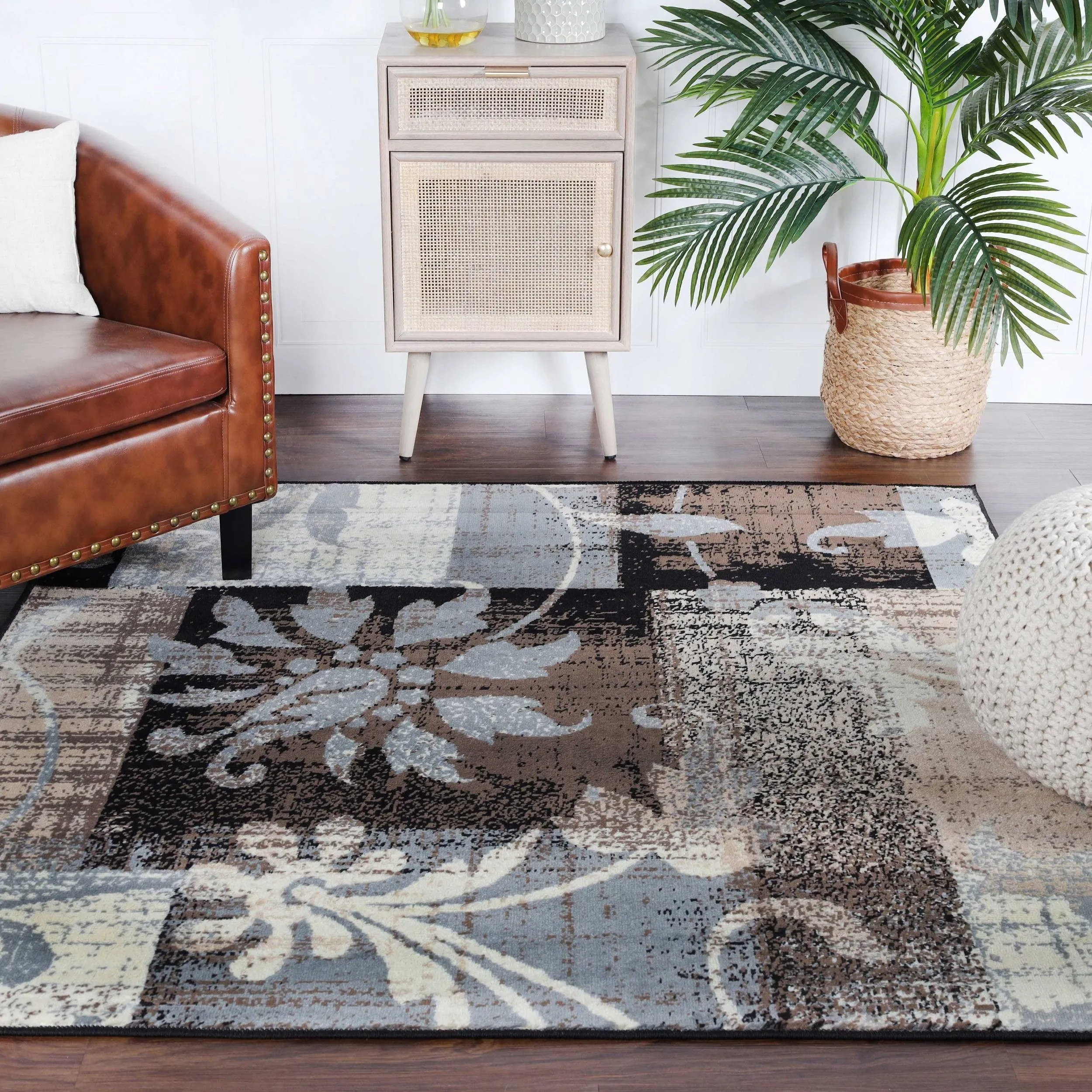 Superior Pastiche Contemporary Floral Patchwork Indoor Runner or Area Rug