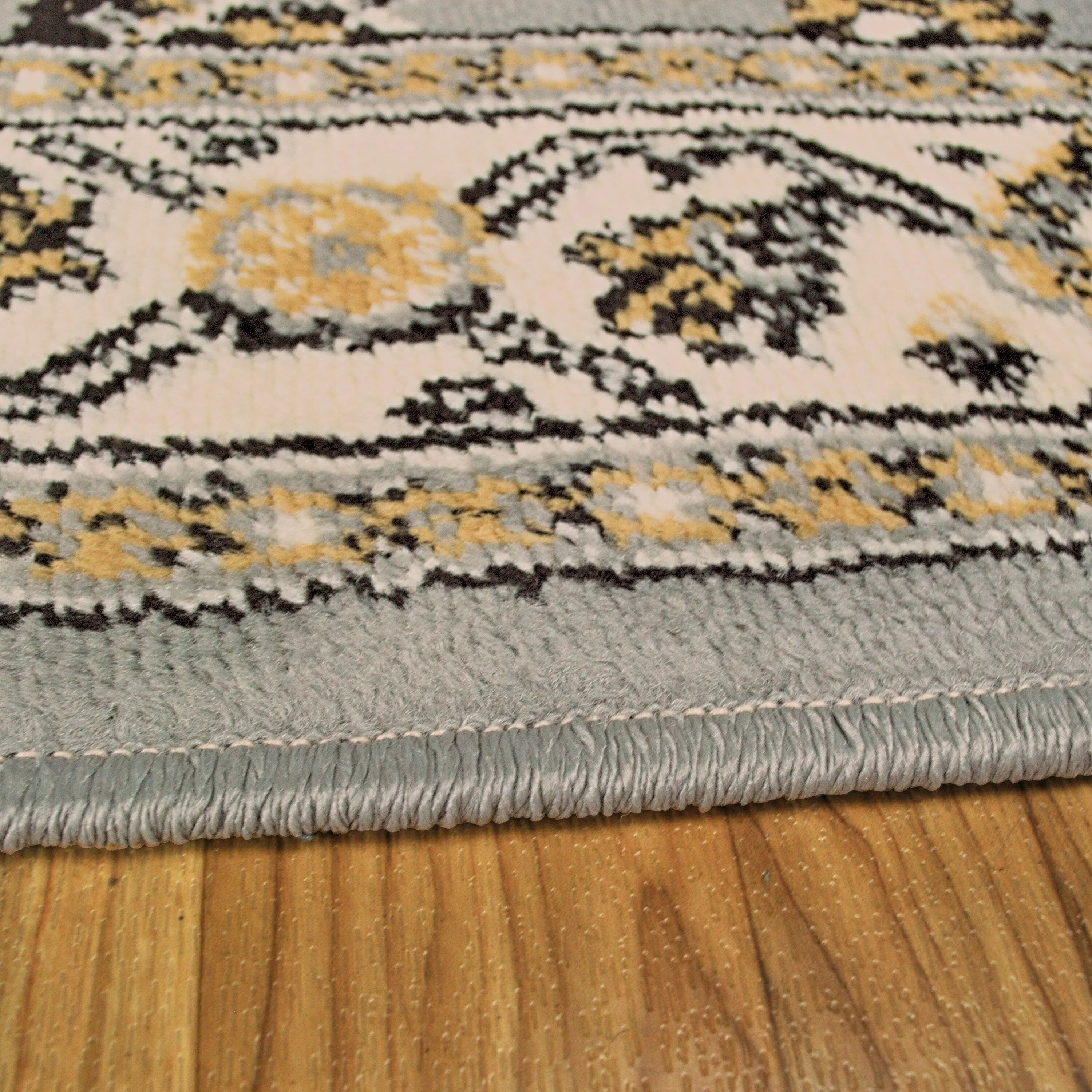 Superior Traditional Floral and Vines Indoor Area Rug