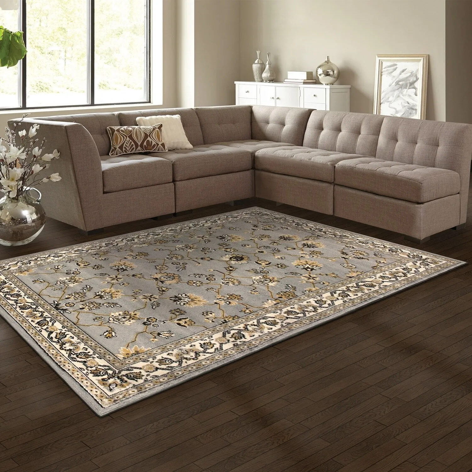 Superior Traditional Floral and Vines Indoor Area Rug