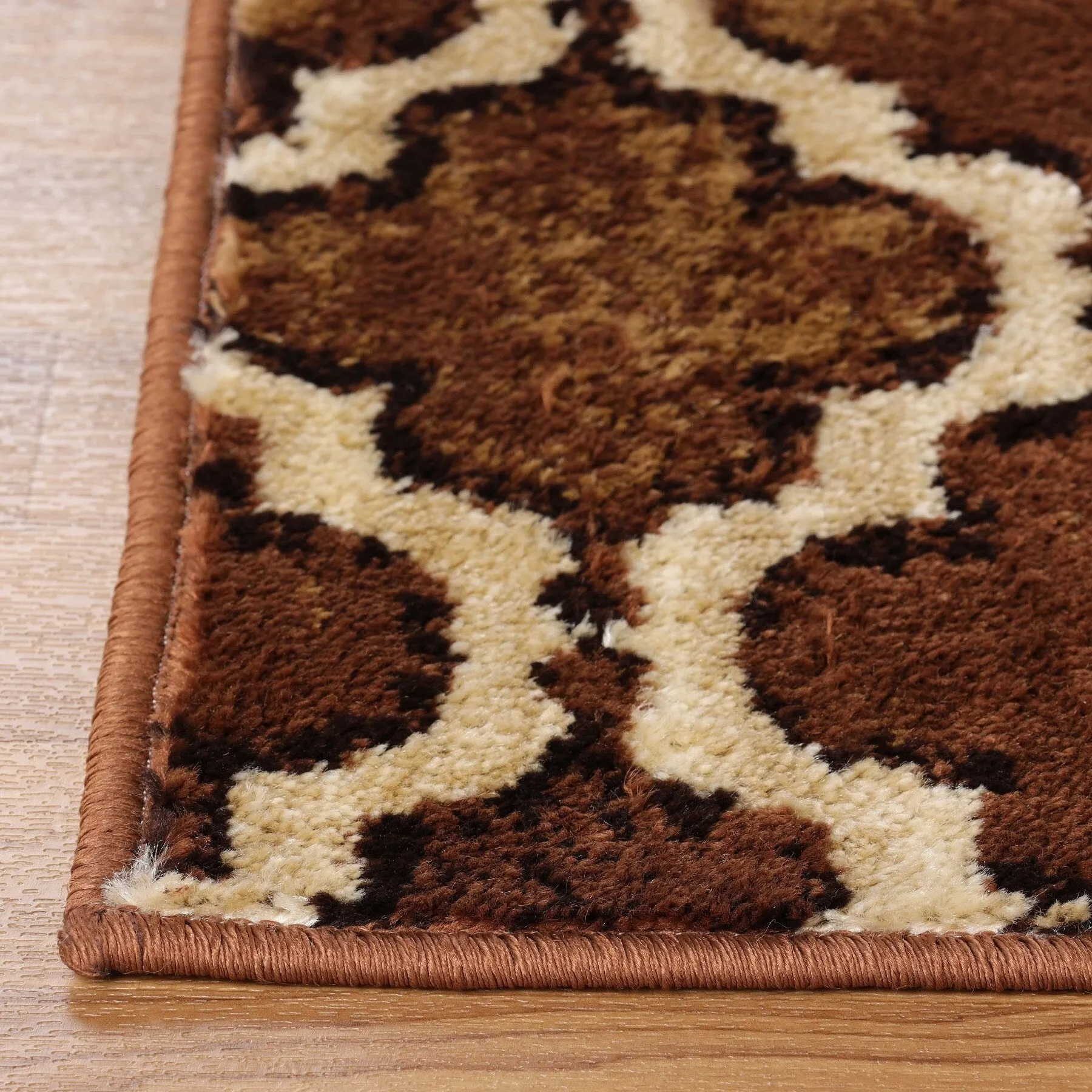 Superior Viking Modern Geometric Indoor Area Rug