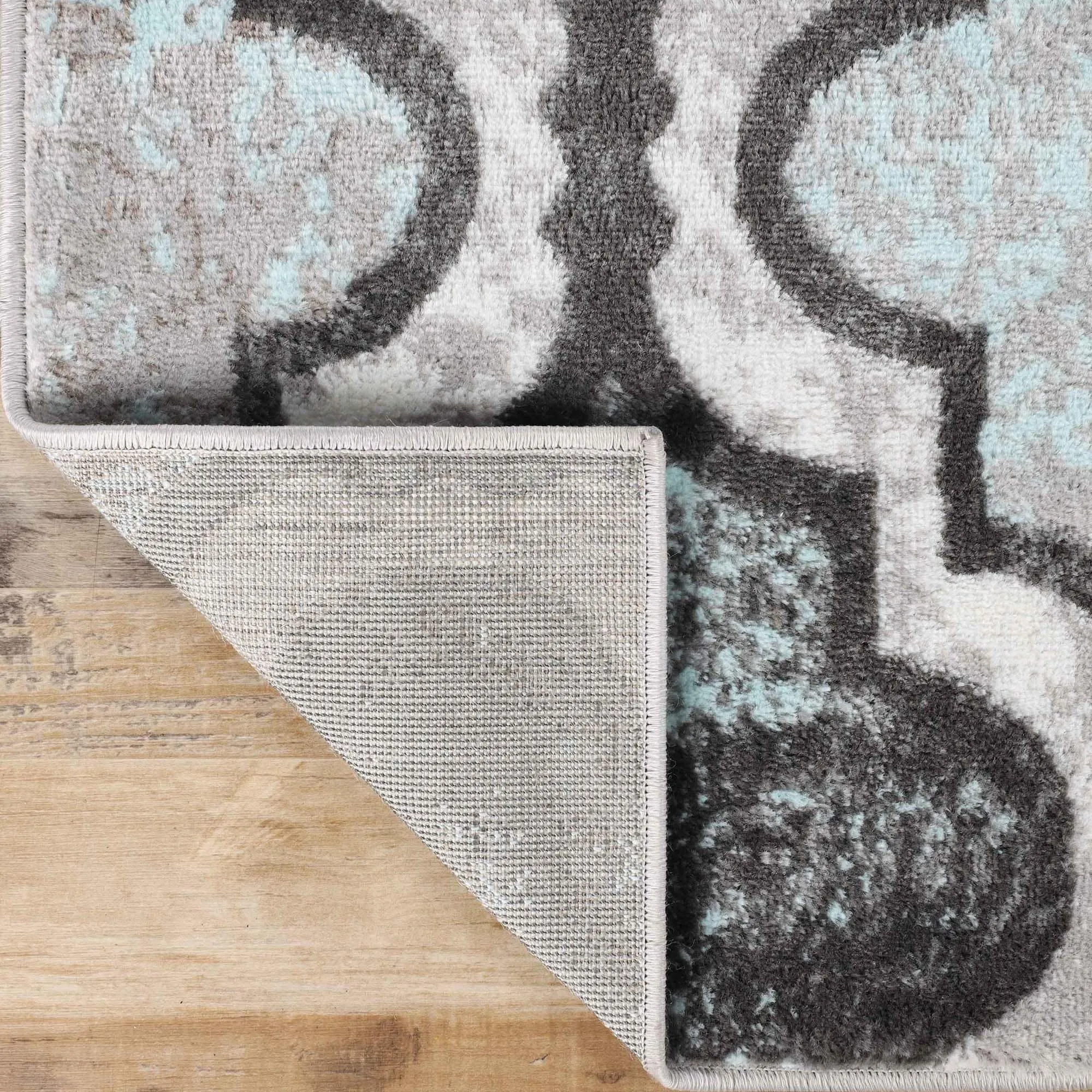 Superior Viking Modern Geometric Indoor Area Rug