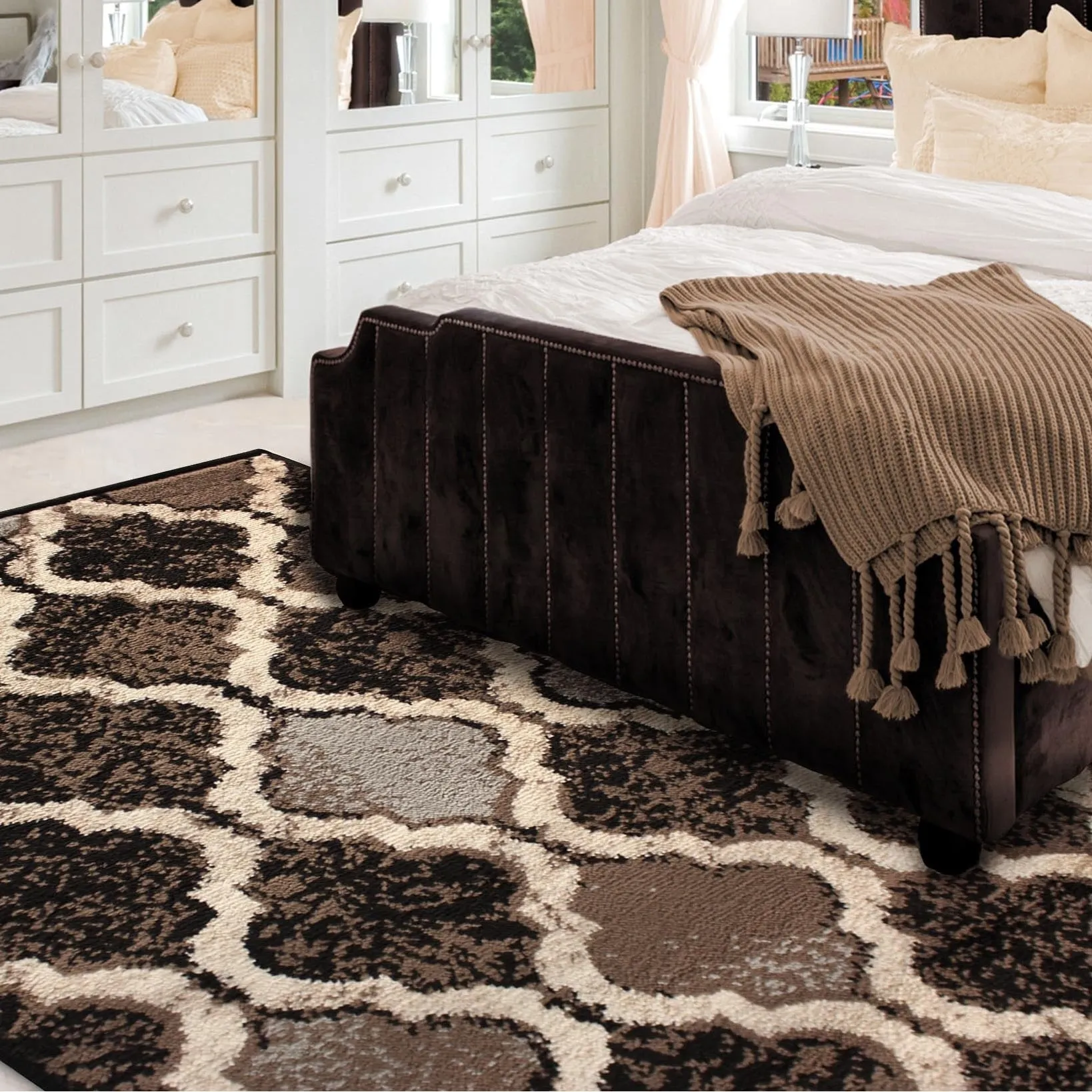 Superior Viking Modern Geometric Indoor Area Rug