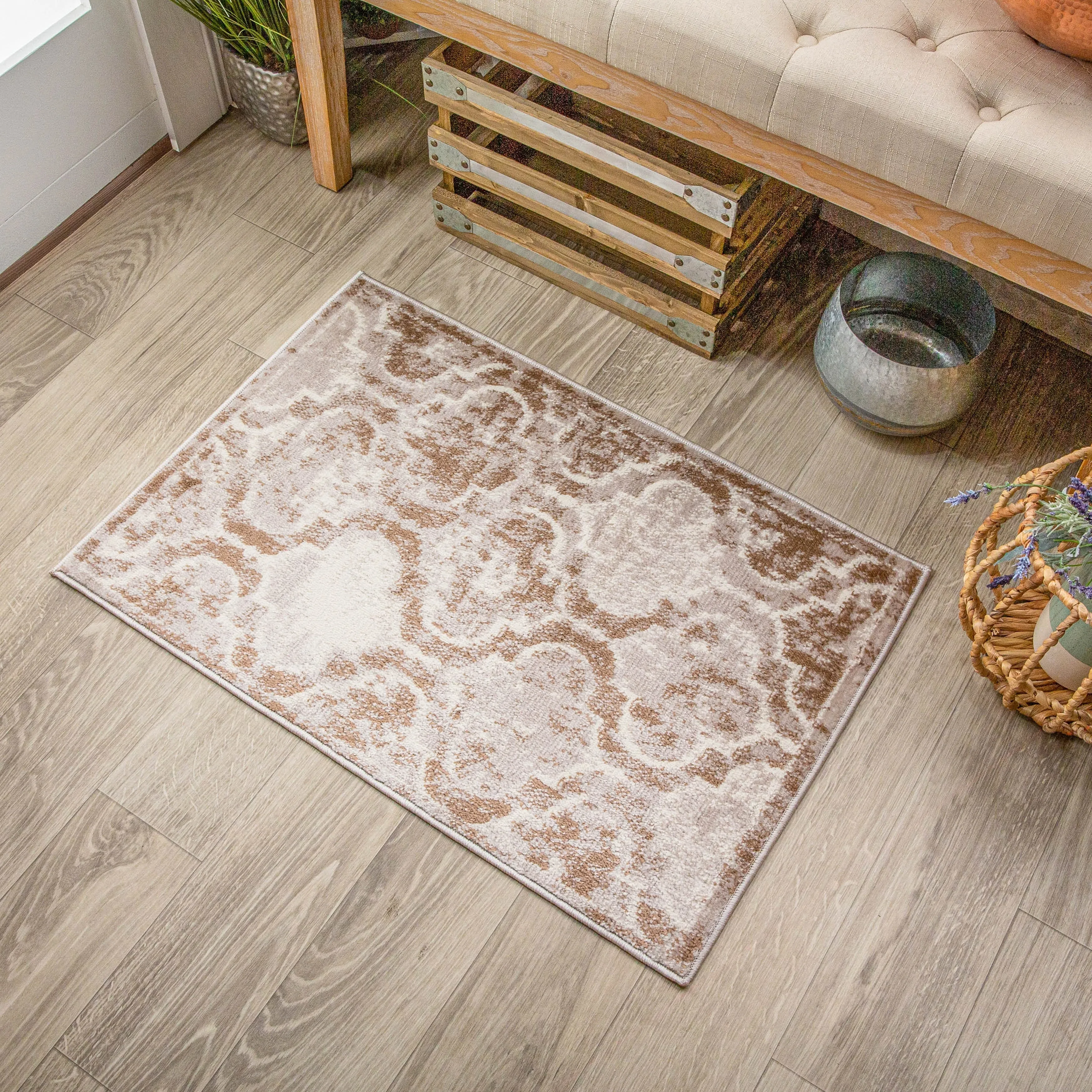 Superior Viking Modern Geometric Indoor Area Rug