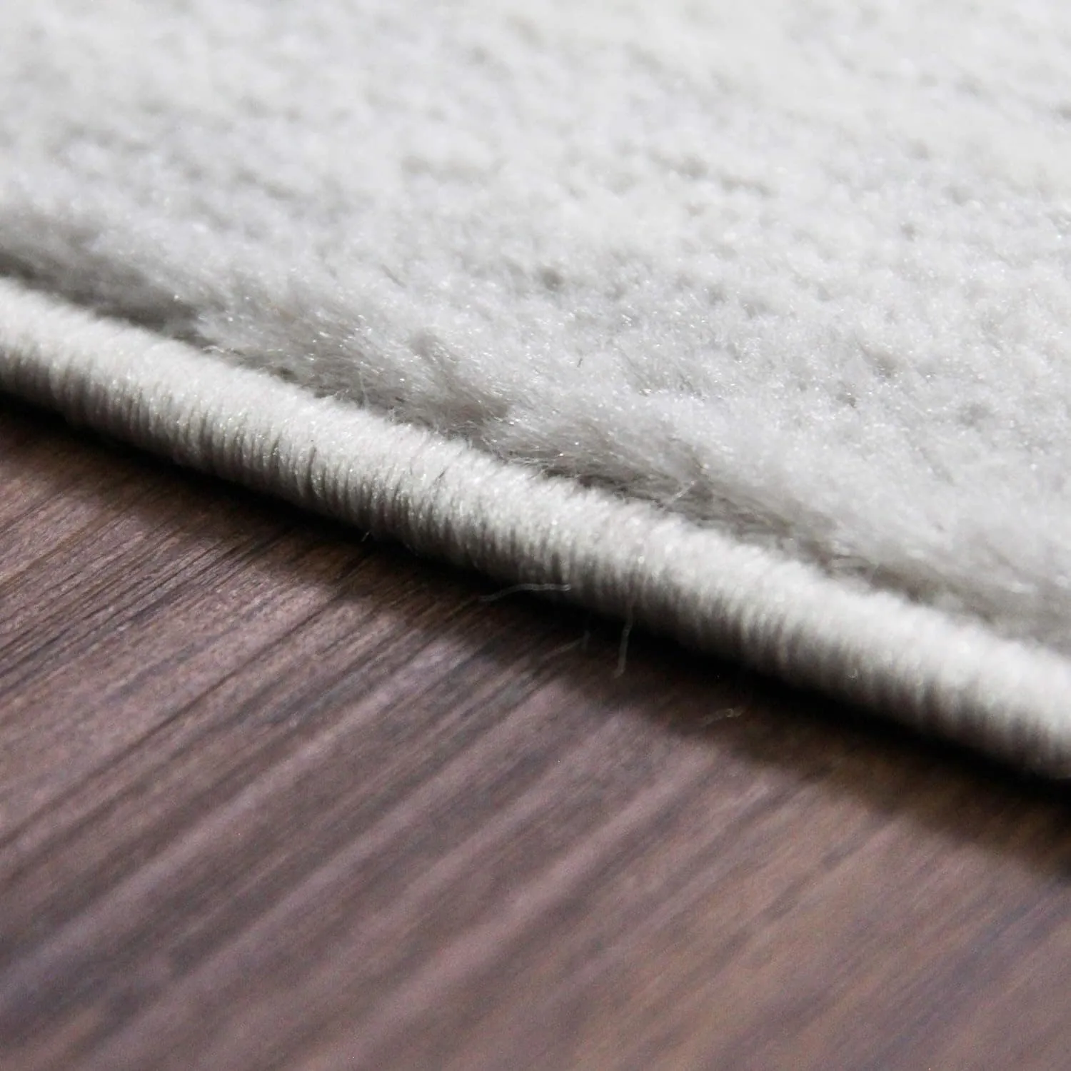 Superior Viking Modern Geometric Indoor Area Rug