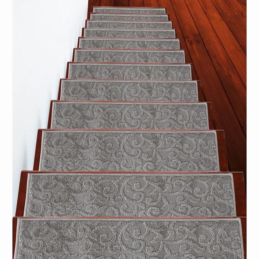SussexHome Leaves Pattern Stair Treads