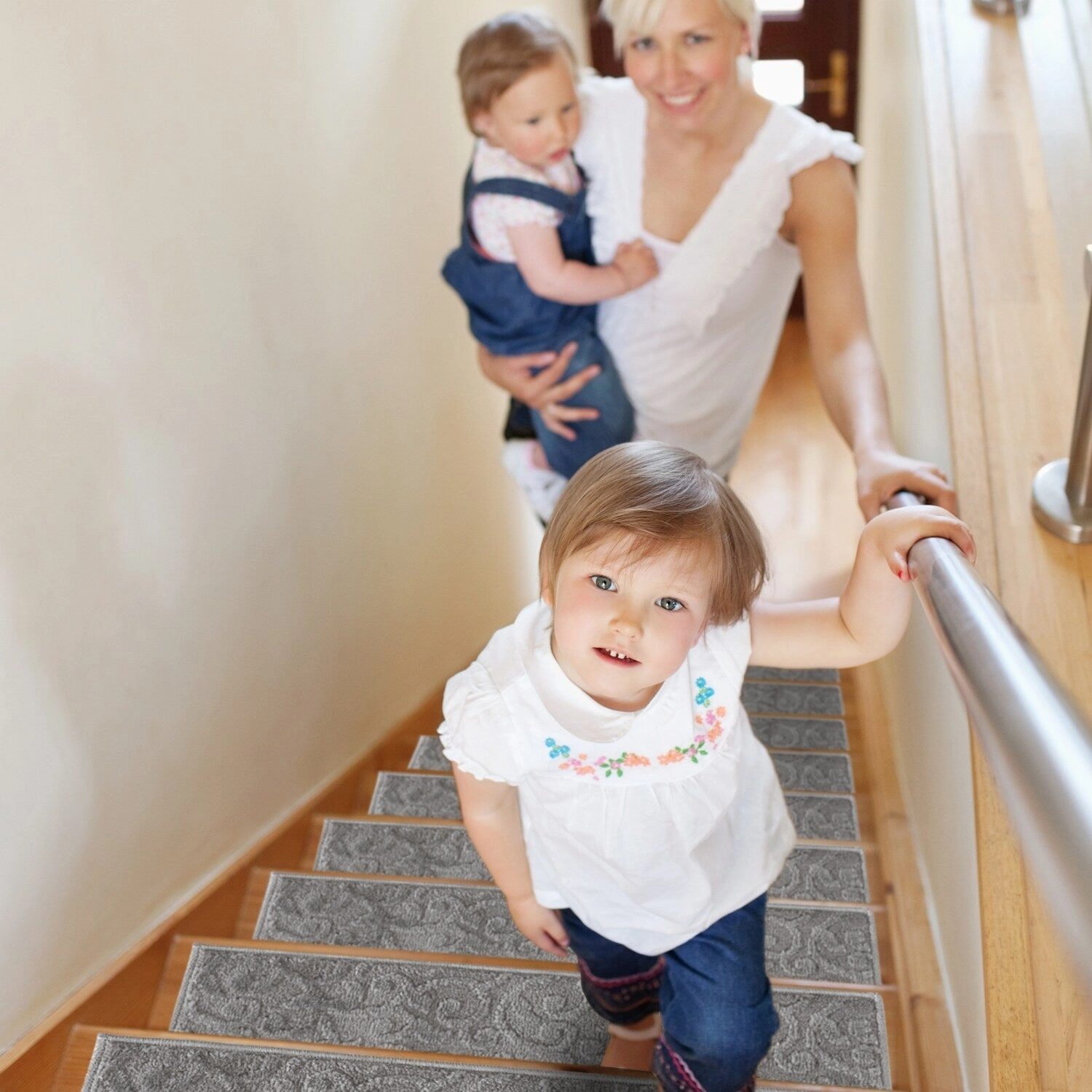 SussexHome Leaves Pattern Stair Treads