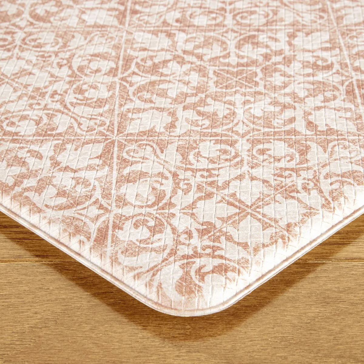 TOWN & COUNTRY BASICS Vintage Medallion Anti Fatigue Kitchen Mat Non-Slip Backing