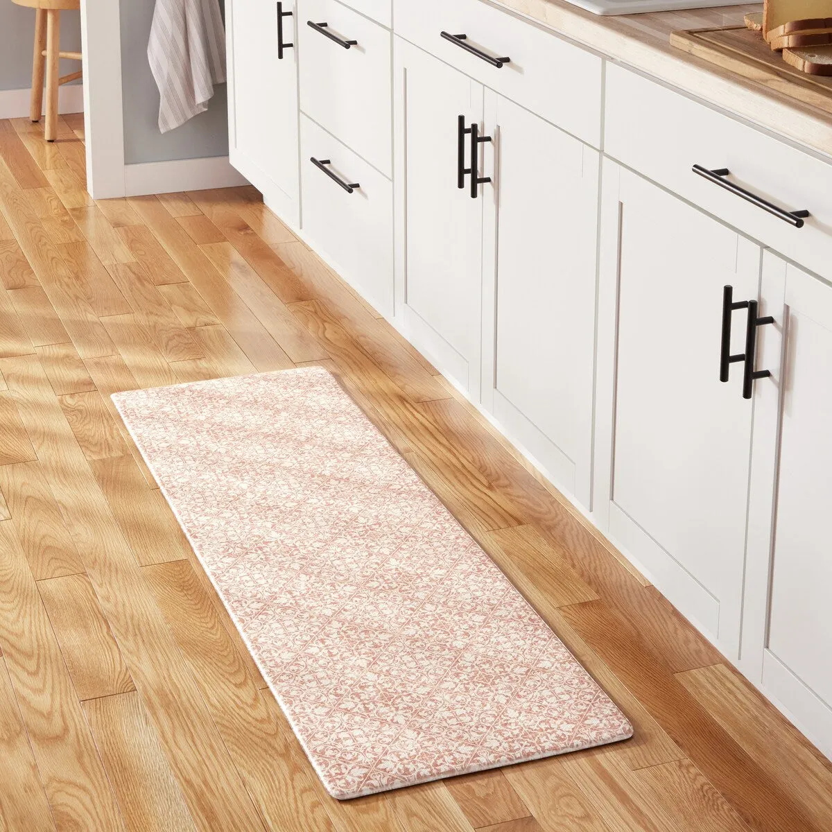 TOWN & COUNTRY BASICS Vintage Medallion Anti Fatigue Kitchen Mat Non-Slip Backing