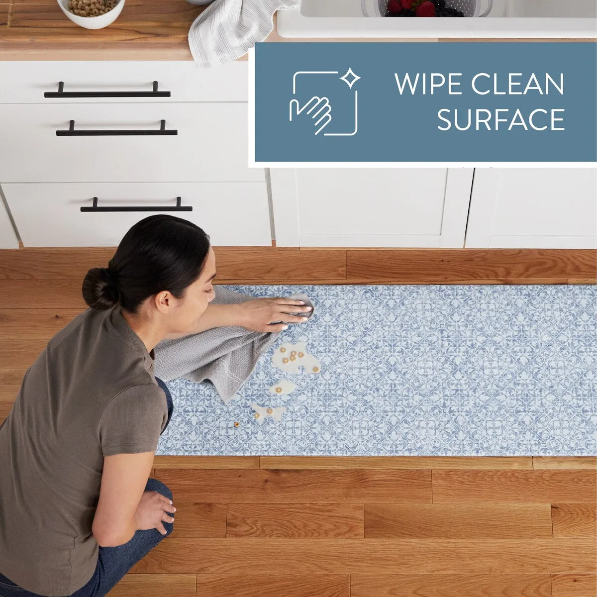 TOWN & COUNTRY BASICS Vintage Medallion Anti Fatigue Kitchen Mat Non-Slip Backing