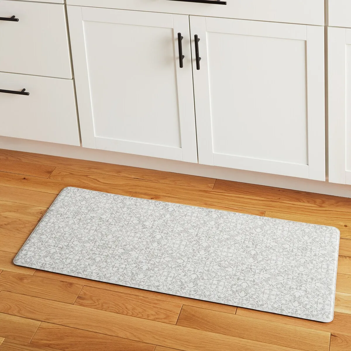 TOWN & COUNTRY BASICS Vintage Medallion Anti Fatigue Kitchen Mat Non-Slip Backing