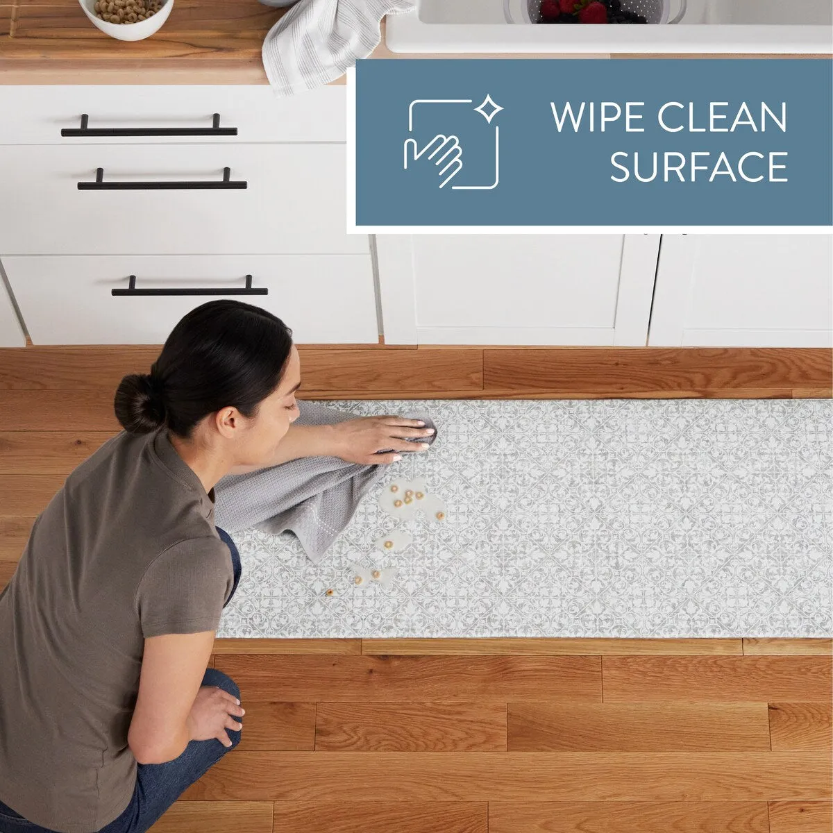TOWN & COUNTRY BASICS Vintage Medallion Anti Fatigue Kitchen Mat Non-Slip Backing