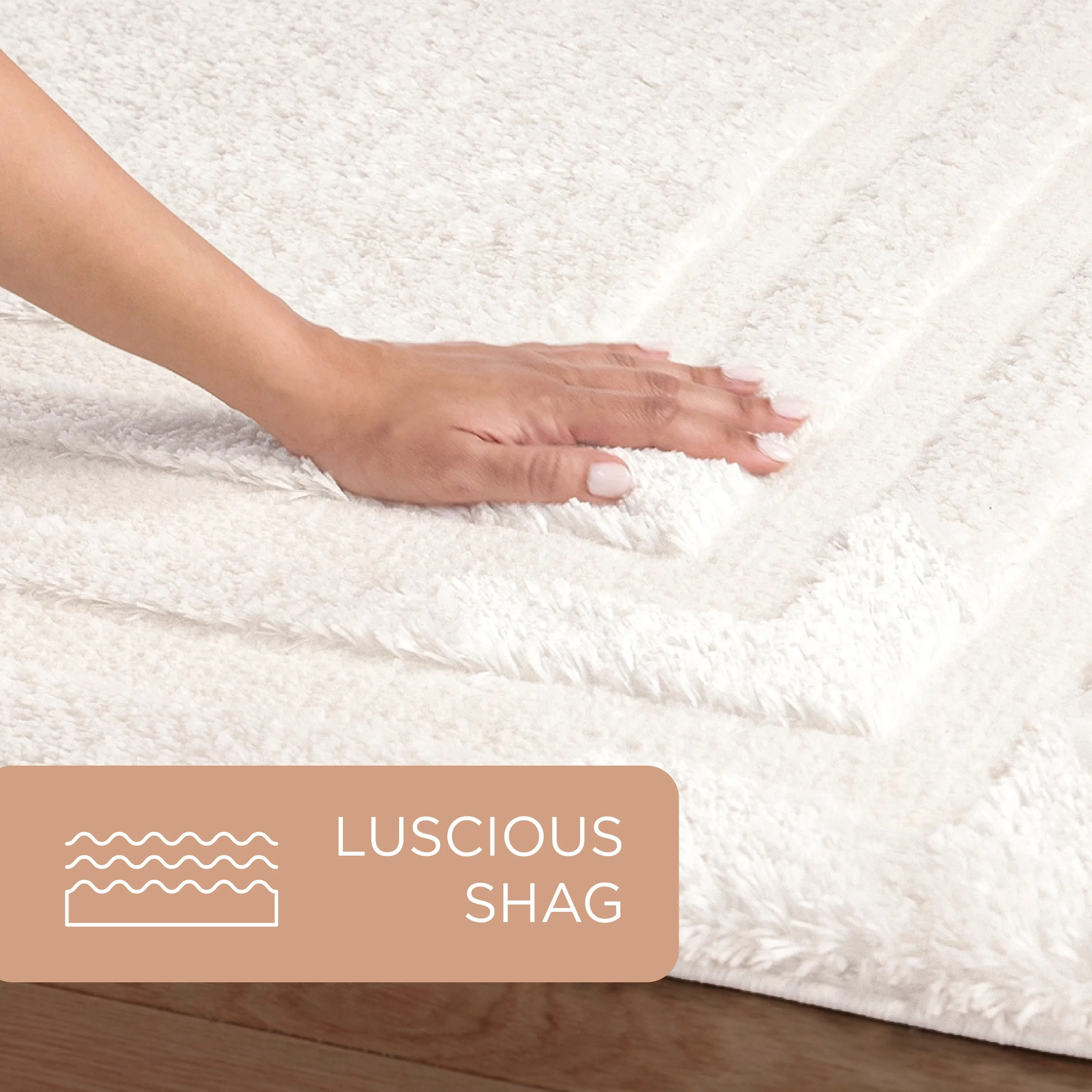 TOWN & COUNTRY EVERYDAY Cloud Shag Plush Border Area Rug