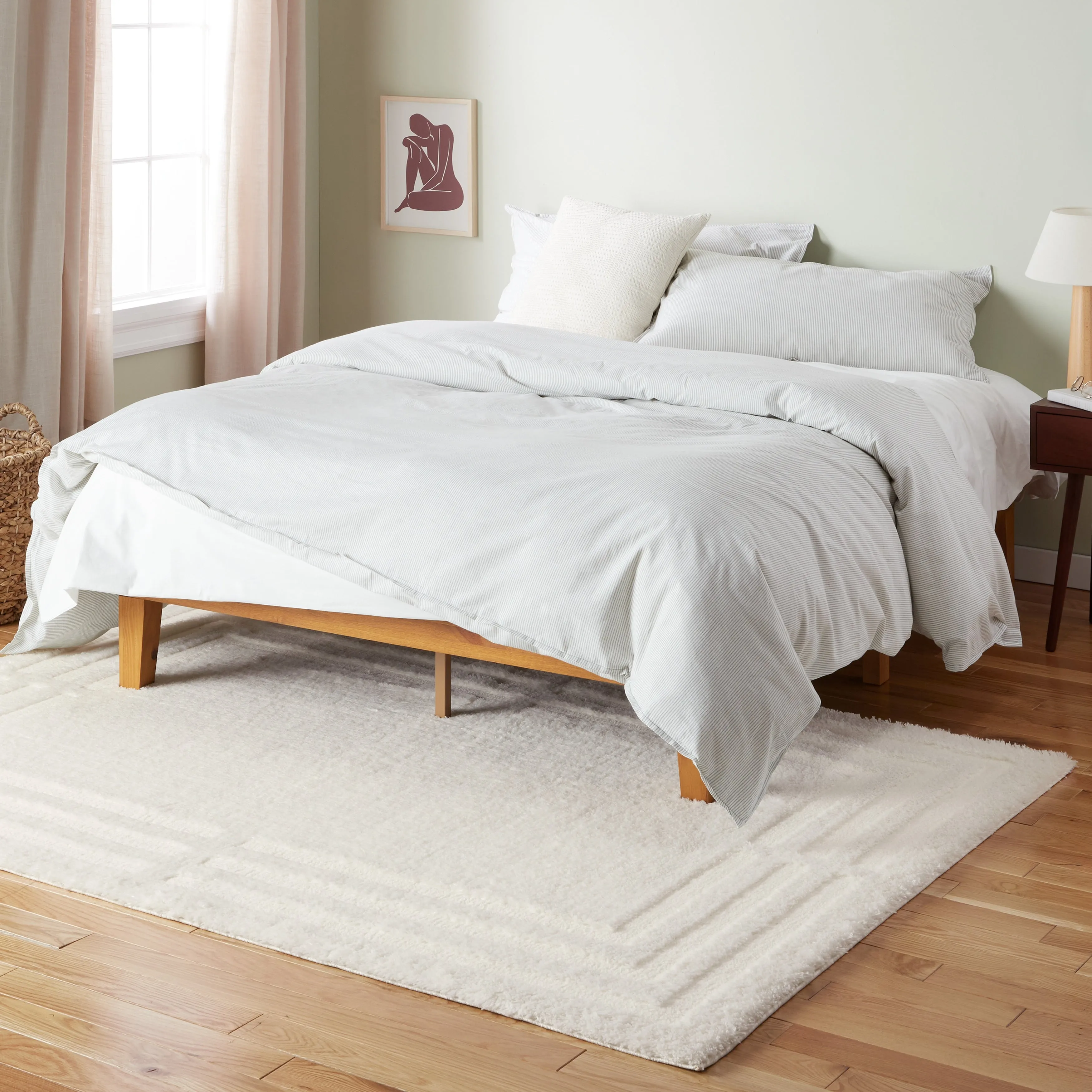 TOWN & COUNTRY EVERYDAY Cloud Shag Plush Border Area Rug