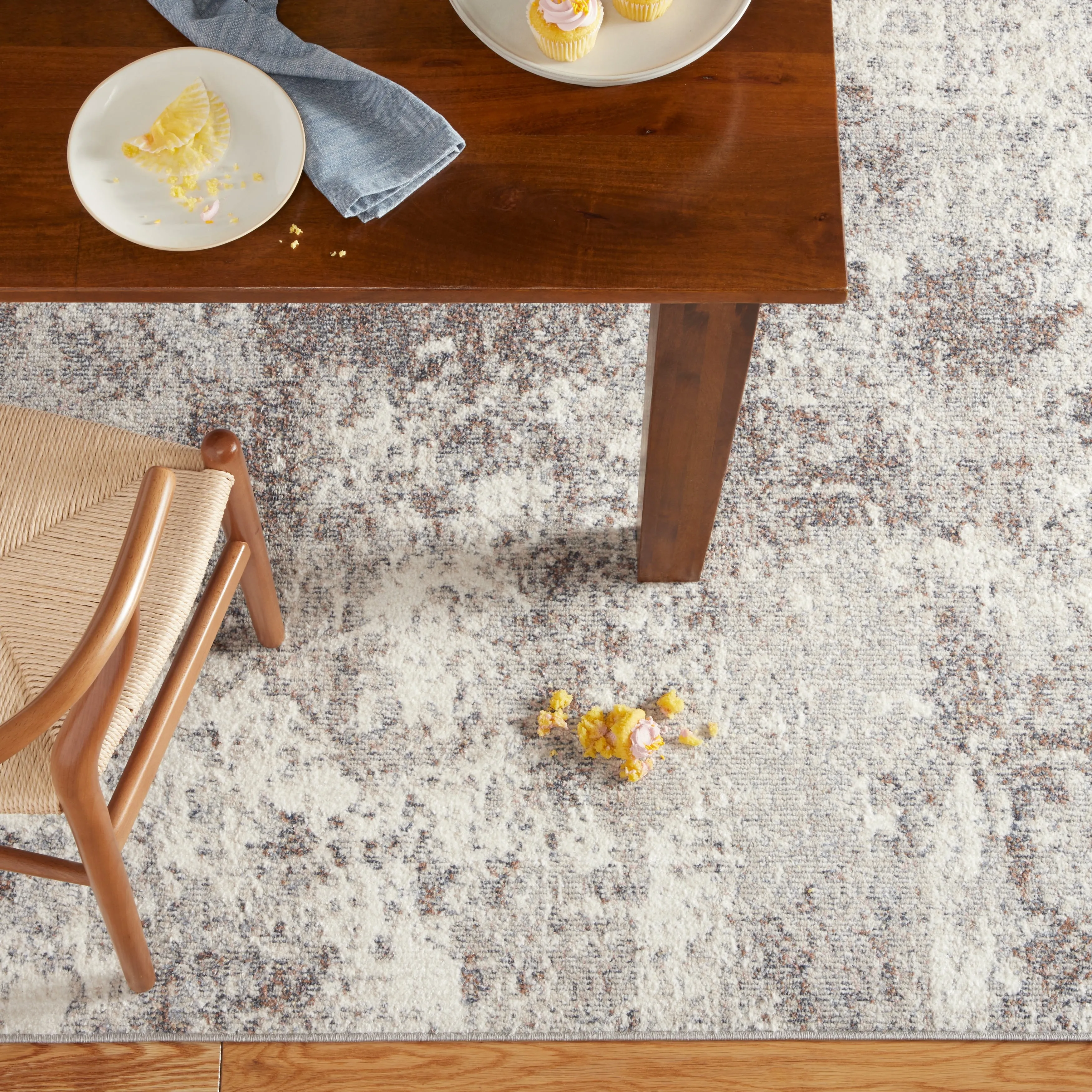 TOWN & COUNTRY EVERYDAY Rein Abstract Cloud Everwash Washable Non-Slip Backing Area Rug