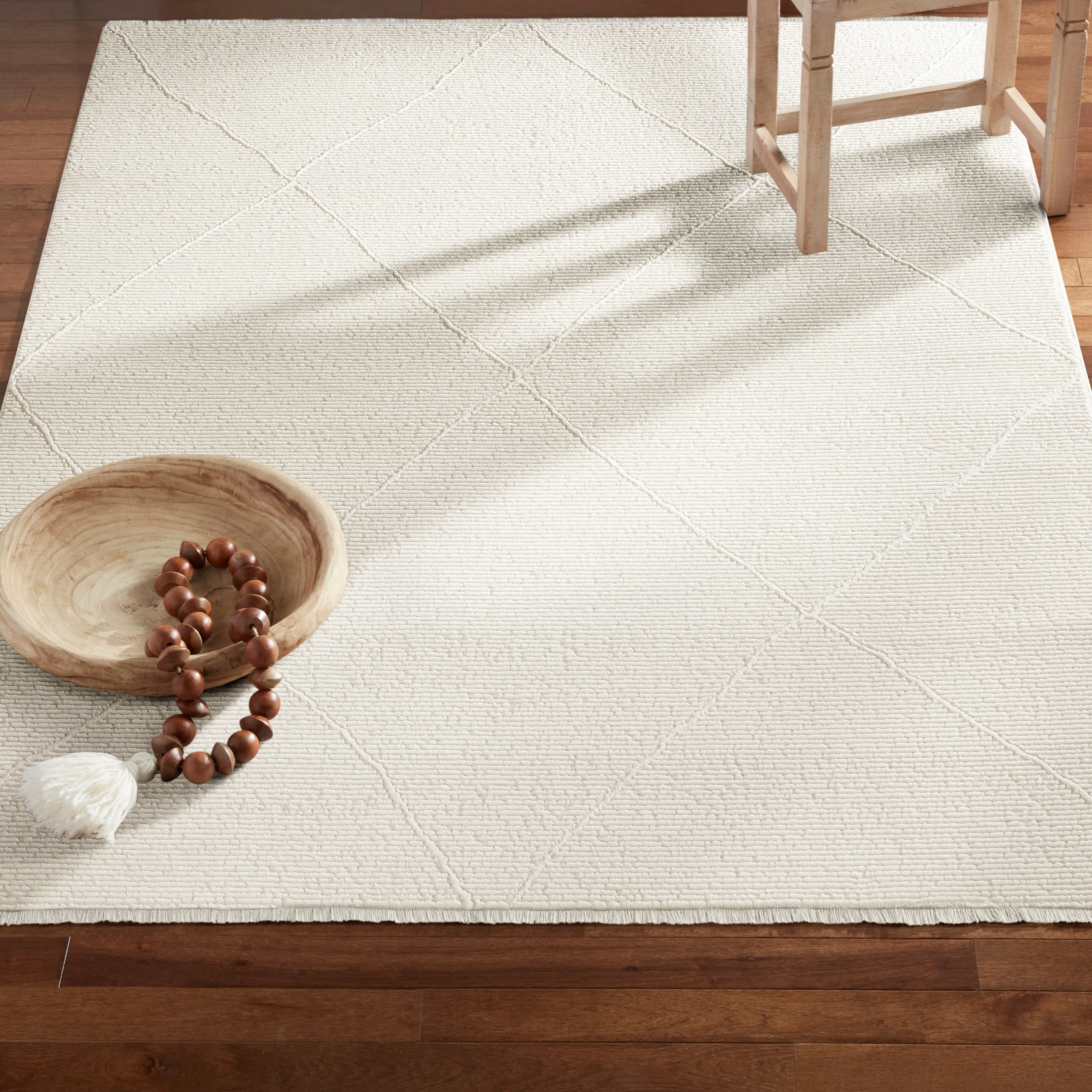 TOWN & COUNTRY LUXE Tretta High-Low Area Rug
